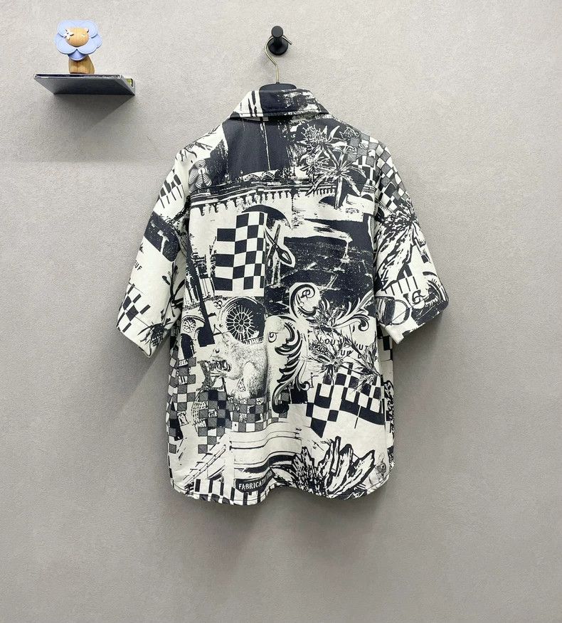 Louis Vuitton Louis Vuitton White cartoon denim short sleeve 2503-Nextarr Size US M / EU 48-50 / 2 - 2 Thumbnail