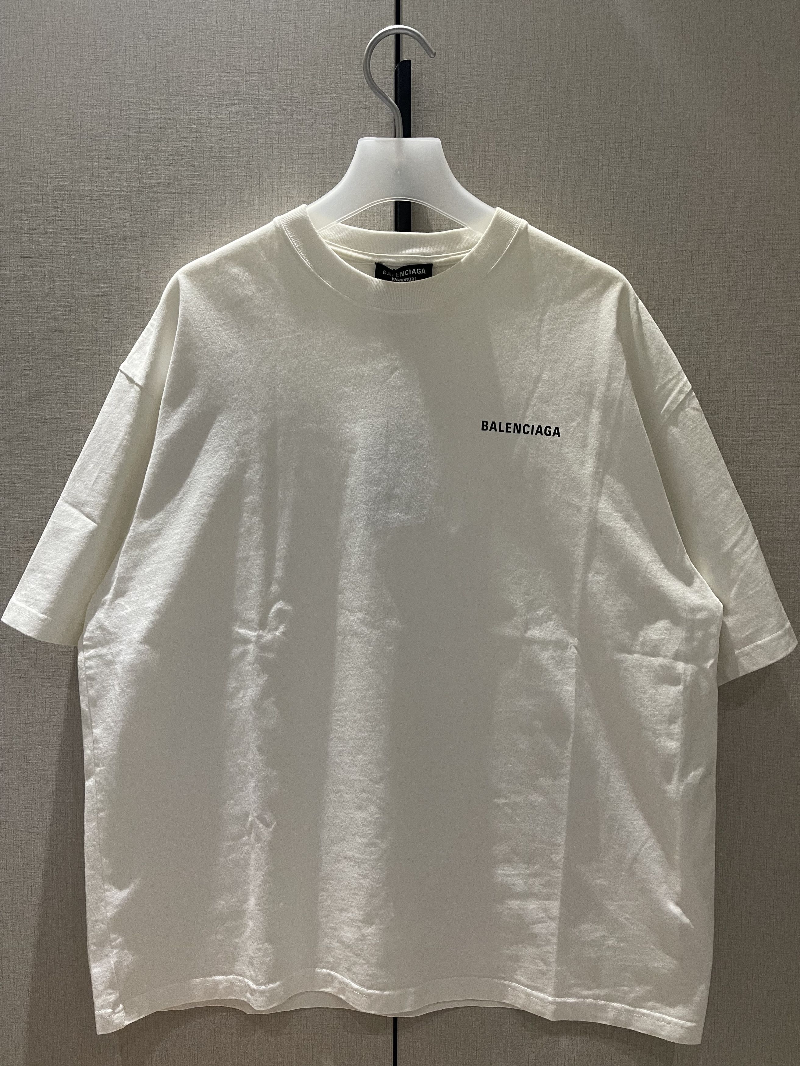 Balenciaga Balenciaga Logo Vintage White T Shirt Size US S / EU 44-46 / 1 - 1 Thumbnail