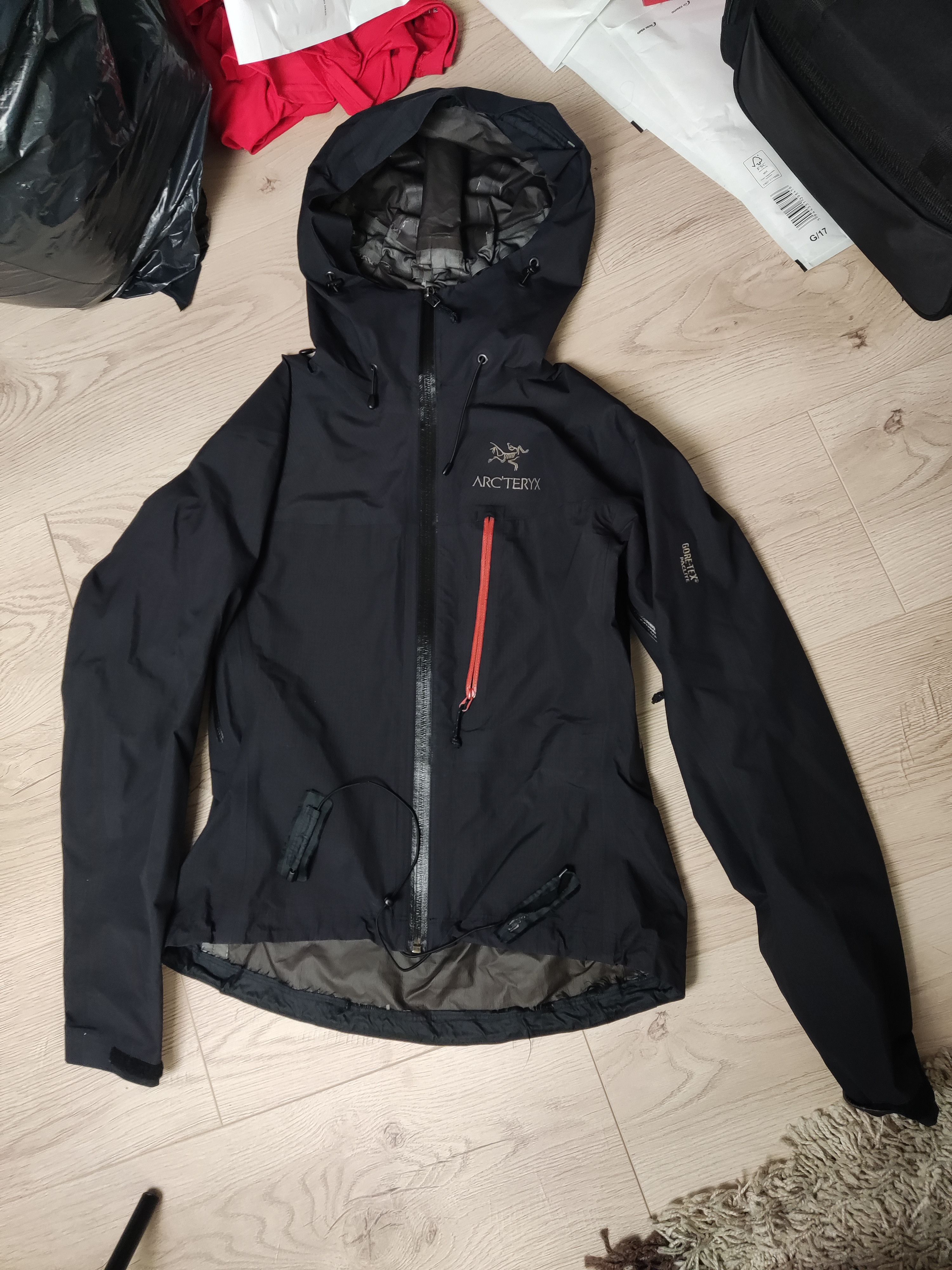 Arc'Teryx Vintage 90s Arcteryx Beta Lt Goretex Jacket | Grailed