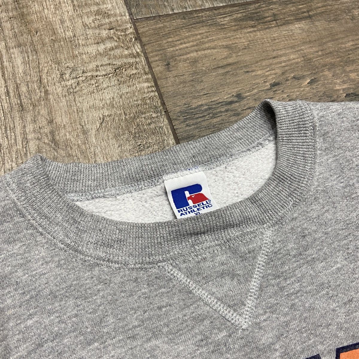 NFL Vintage 90s Clemson Tigers Russel Athletics Crew Neck Size US XL / EU 56 / 4 - 7 Thumbnail