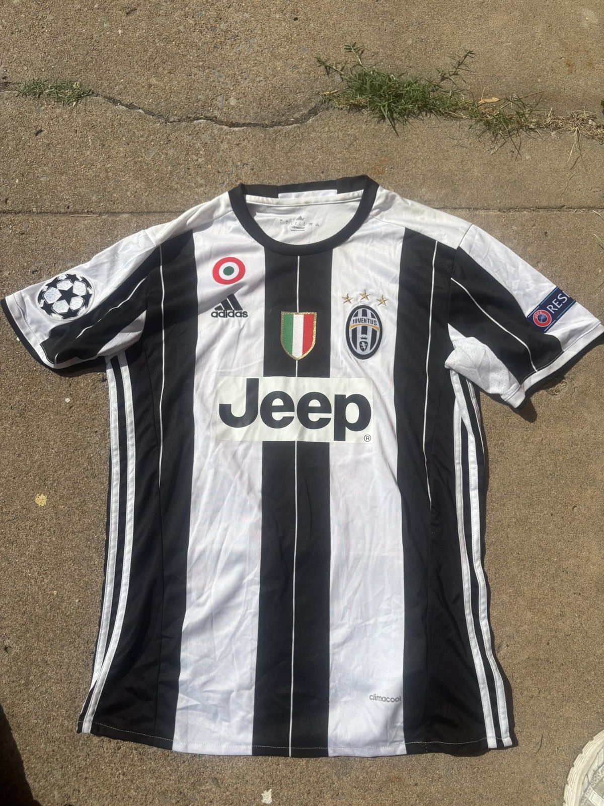 Adidas Vintage authentic Y2K blokecore Juventus 2013/14 Size US XL / EU 56 / 4 - 1 Thumbnail