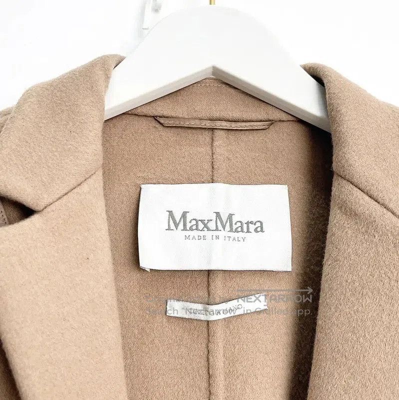 Max Mara MaxMara Women's Khaki Outerwear . Size XXS / US 00 / IT 34 - 1 Thumbnail
