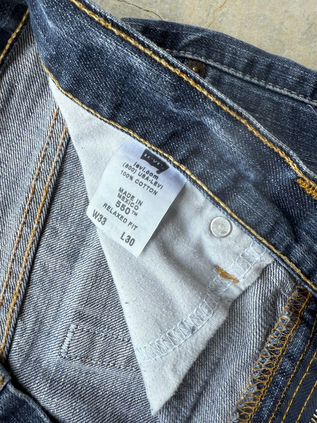 Levi's × Vintage Levi’s Vintage 550 Jeans 33x30 Size US 33 - 4 Thumbnail