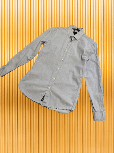 Hugo Boss × Vintage Hugo Boss Long Sleeve Button Up Dress Shirt Size US XS / EU 42 / 0 - 1 Thumbnail