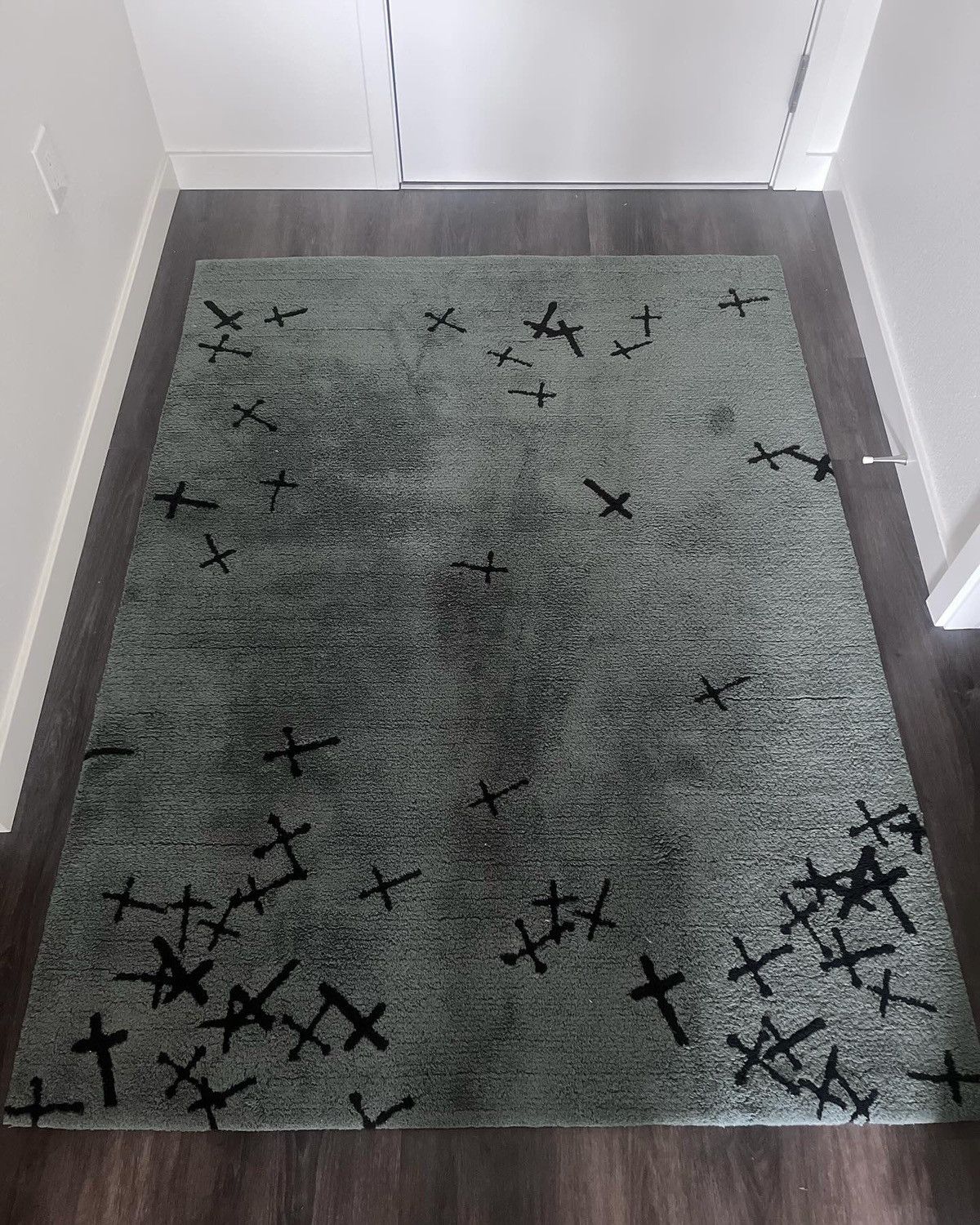 Undercover Undercover “Witch Cell Division” Cross Rug Size ONE SIZE - 1 Thumbnail
