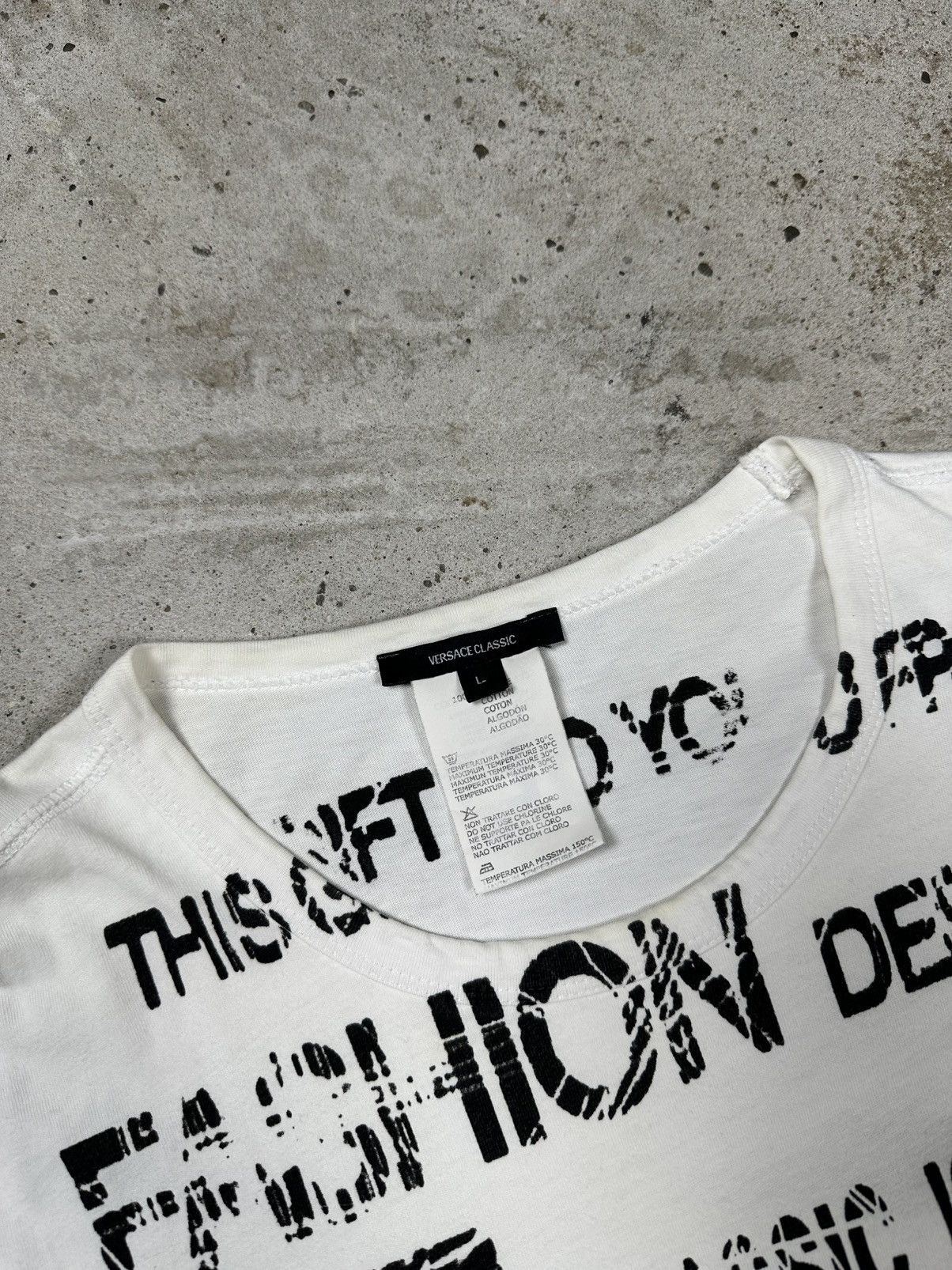 Versace × Vintage Vintage Versace Classic Gift White T Shirt Tee Size US L / EU 52-54 / 3 - 8 Thumbnail