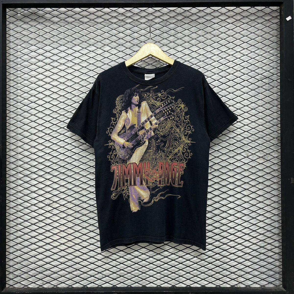 Hanes band tees x Jimmy page 2009 Size US M / EU 48-50 / 2 - 1 Thumbnail