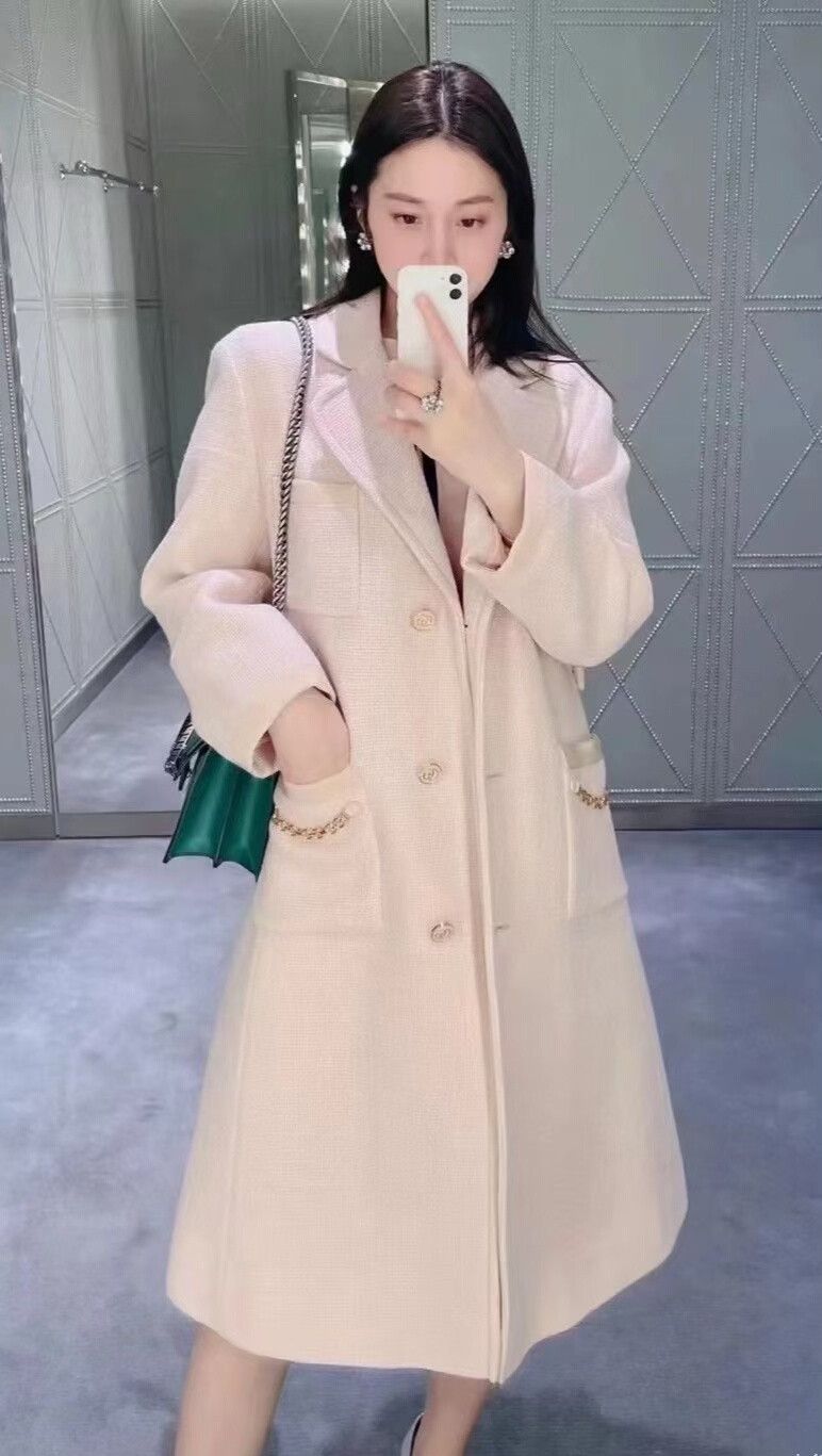 Gucci Wool Blend Pink Chain Lapel Coat