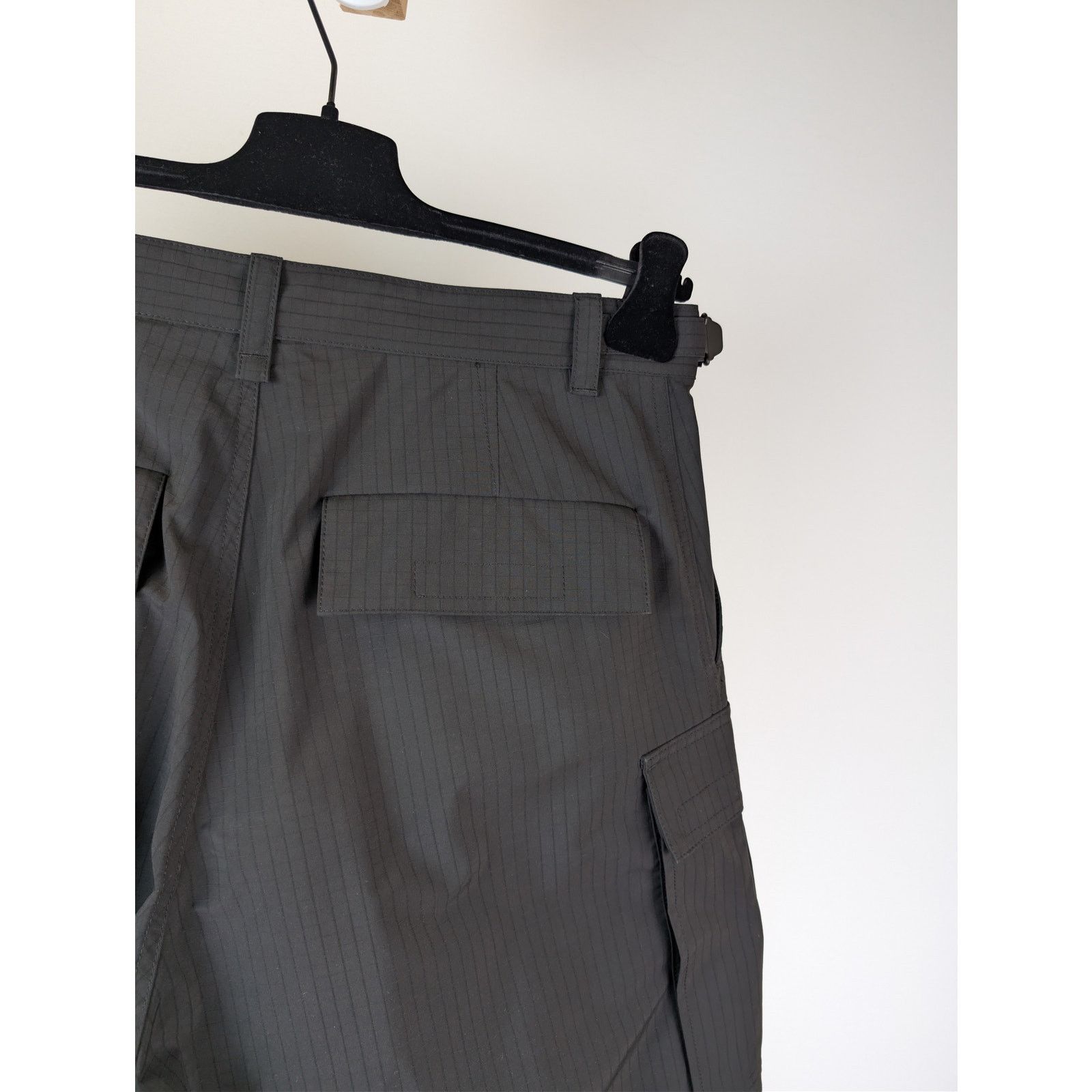 Balenciaga o1rshd1 Unity Sports Icon Light Cargo Pants in Black Size US 32 / EU 48 - 16 Thumbnail
