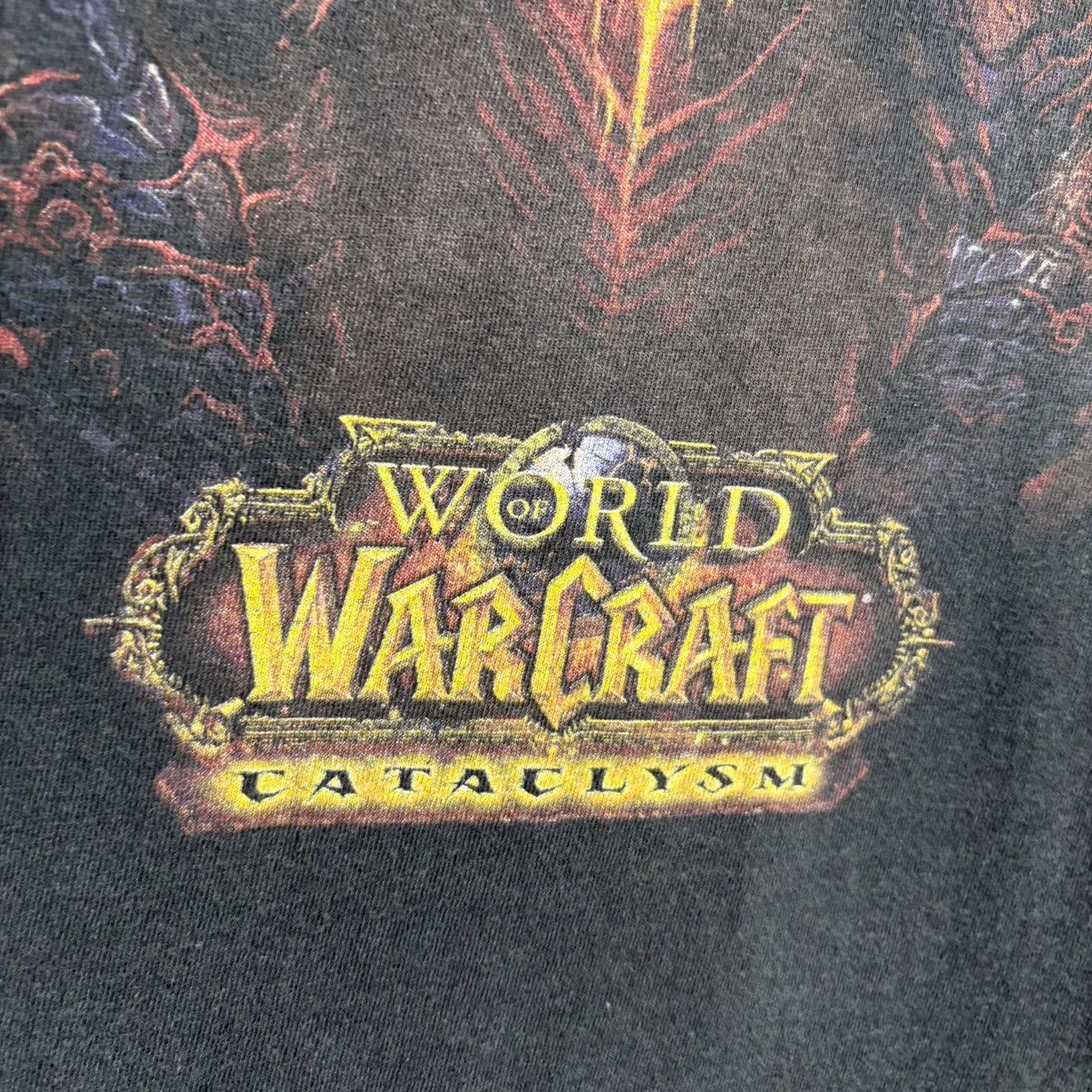 Vintage Vintage World Of Warcraft Blizzard Game Cataclysm T-Shirt Size US XL / EU 56 / 4 - 6 Thumbnail