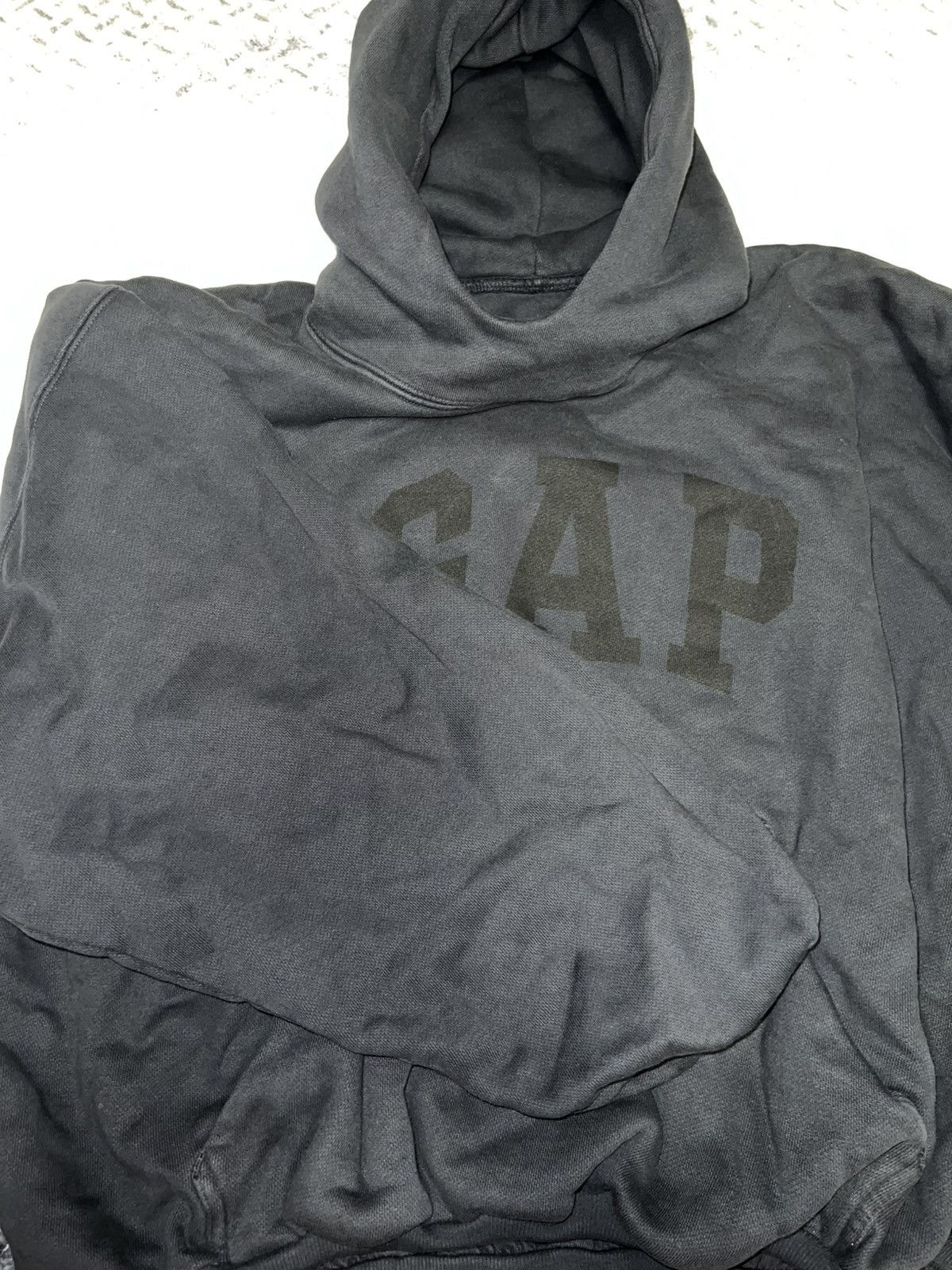 Yeezy Yeezy GAP Balenciaga Dove Oversize Hoodie Size US XS / EU 42 / 0 - 2 Thumbnail