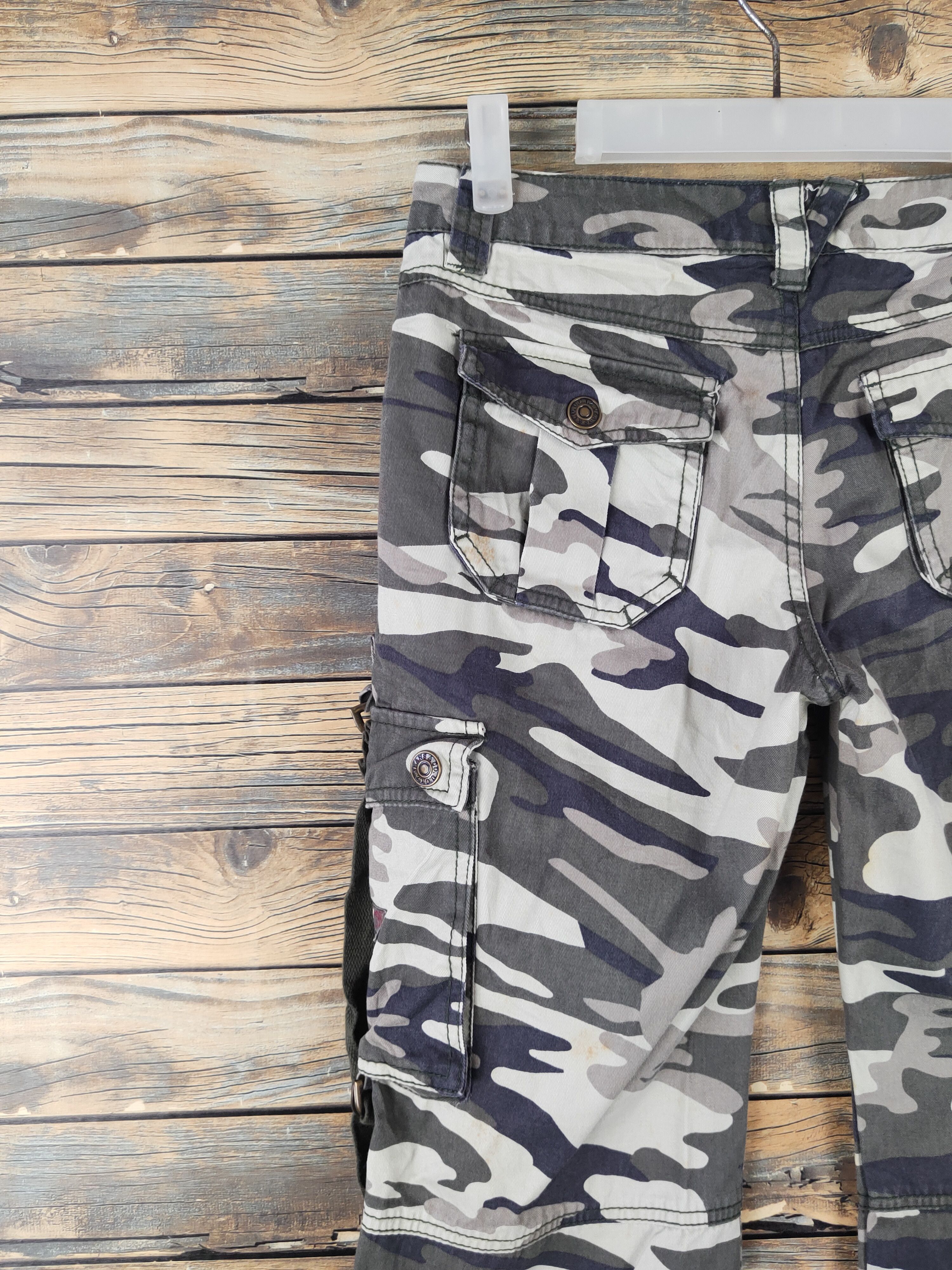 Japanese Brand DLL Ugiz Camouflage Multipocket utility Cargo Pants #230 Size 27" / US 4 / IT 40 - 9 Thumbnail