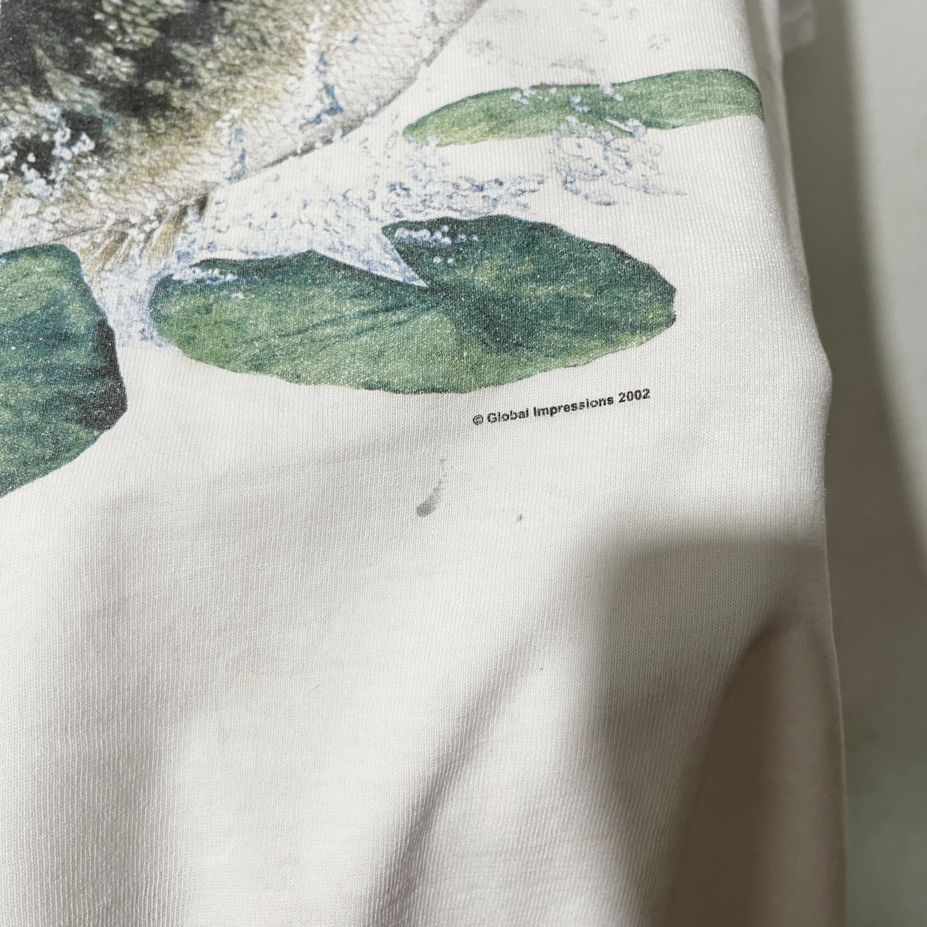 Vintage Vintage 2002 American Fisherman T-Shirt Size US XL / EU 56 / 4 - 3 Thumbnail