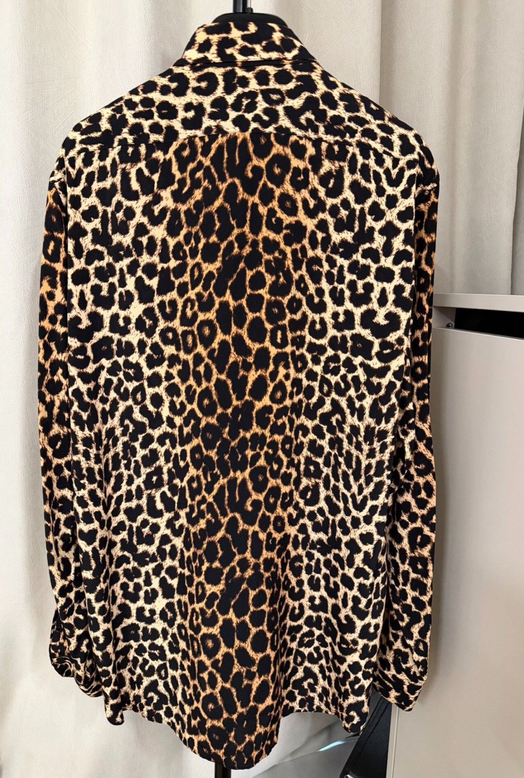 Saint Laurent Paris Saint Laurent SLP 20FW Leopard Print Silk Shirt Size 40 Size US L / EU 52-54 / 3 - 2 Thumbnail