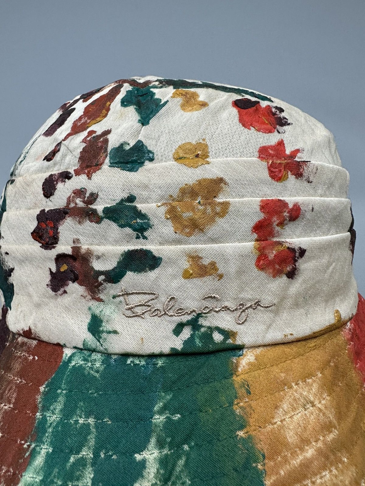 Balenciaga Vintage Balenciaga Painted Design Bucket Hat Size ONE SIZE - 5 Thumbnail