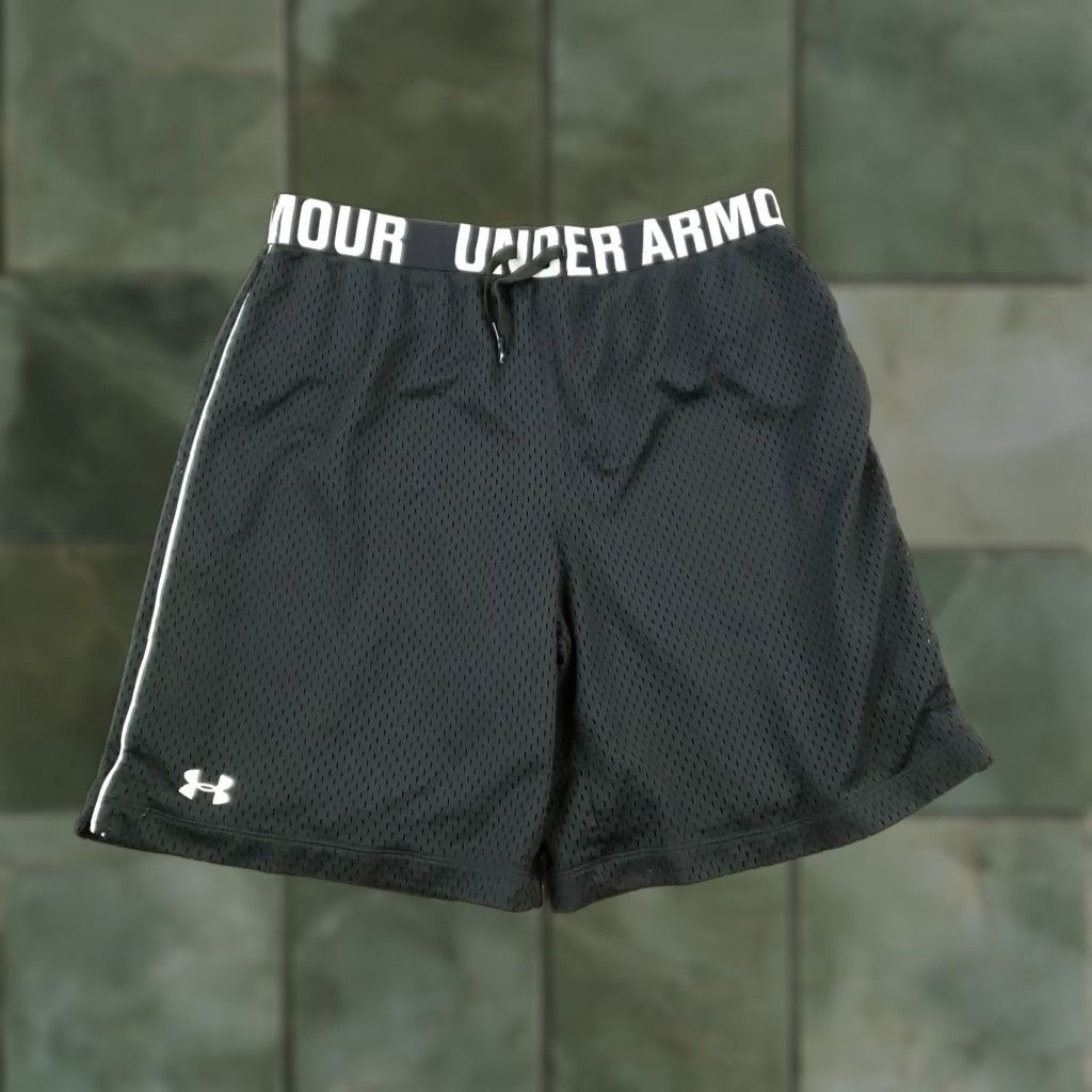 Under Armour Under Armour Sweat Shorts Mens Medium Black Drawstring Waist Size US 30 / EU 46 - 1 Thumbnail