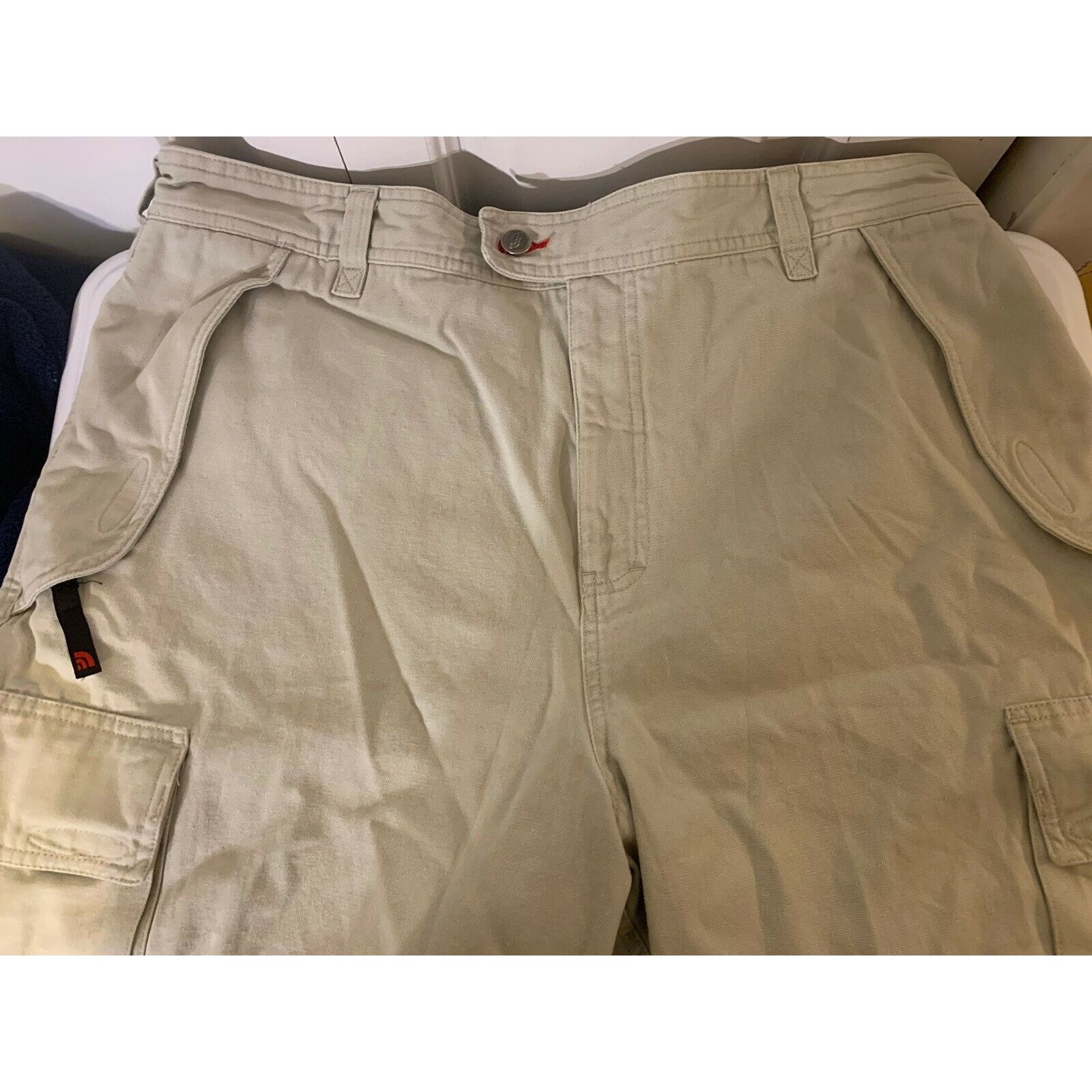 The North Face Vintage The North Face Cargo Shorts Men’s Sz 38 Cotton Beige Size US 38 / EU 54 - 7 Thumbnail