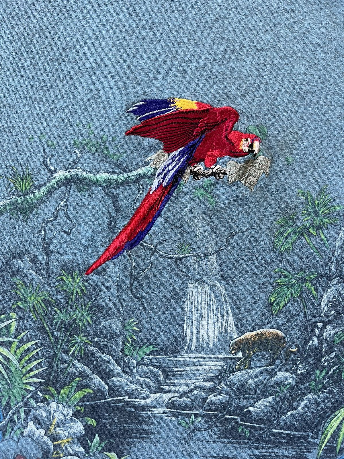 Signal Sport × Vintage Vintage 90’s Habitat Embroidered Parrot Rainforest T-Shirt Size US XL / EU 56 / 4 - 5 Thumbnail
