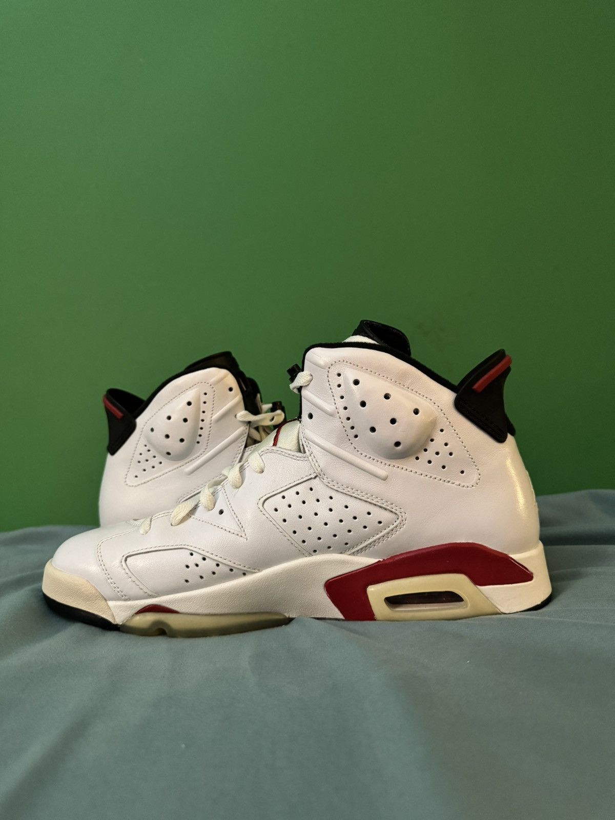 Jordan Brand Nike Air Jordan 6 Bulls 2010 Size US 11.5 / EU 44-45 - 2 Thumbnail