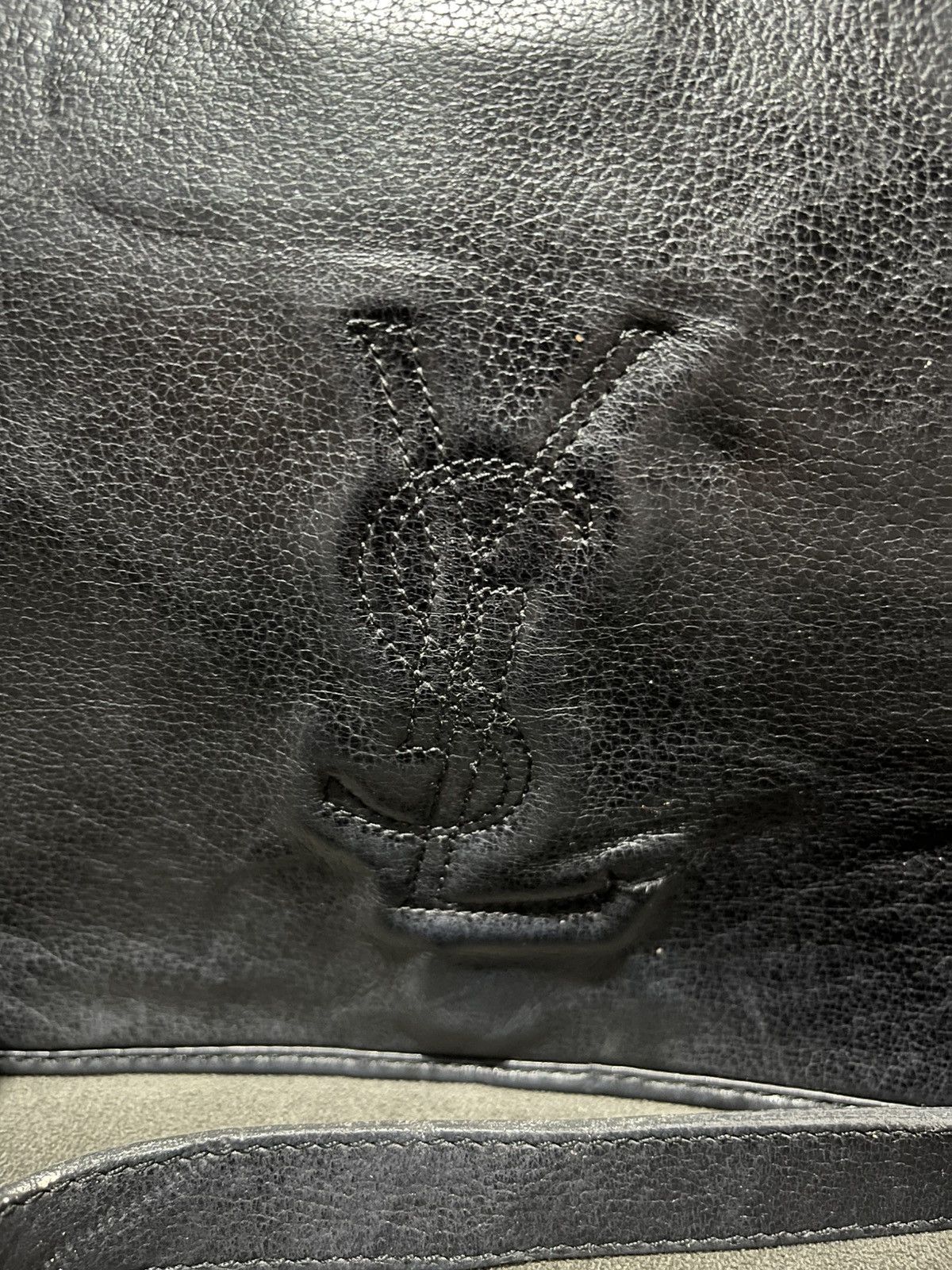Yves Saint Laurent Authentic Yves Saint Laurent logo stitch shoulder bag Size ONE SIZE - 5 Thumbnail