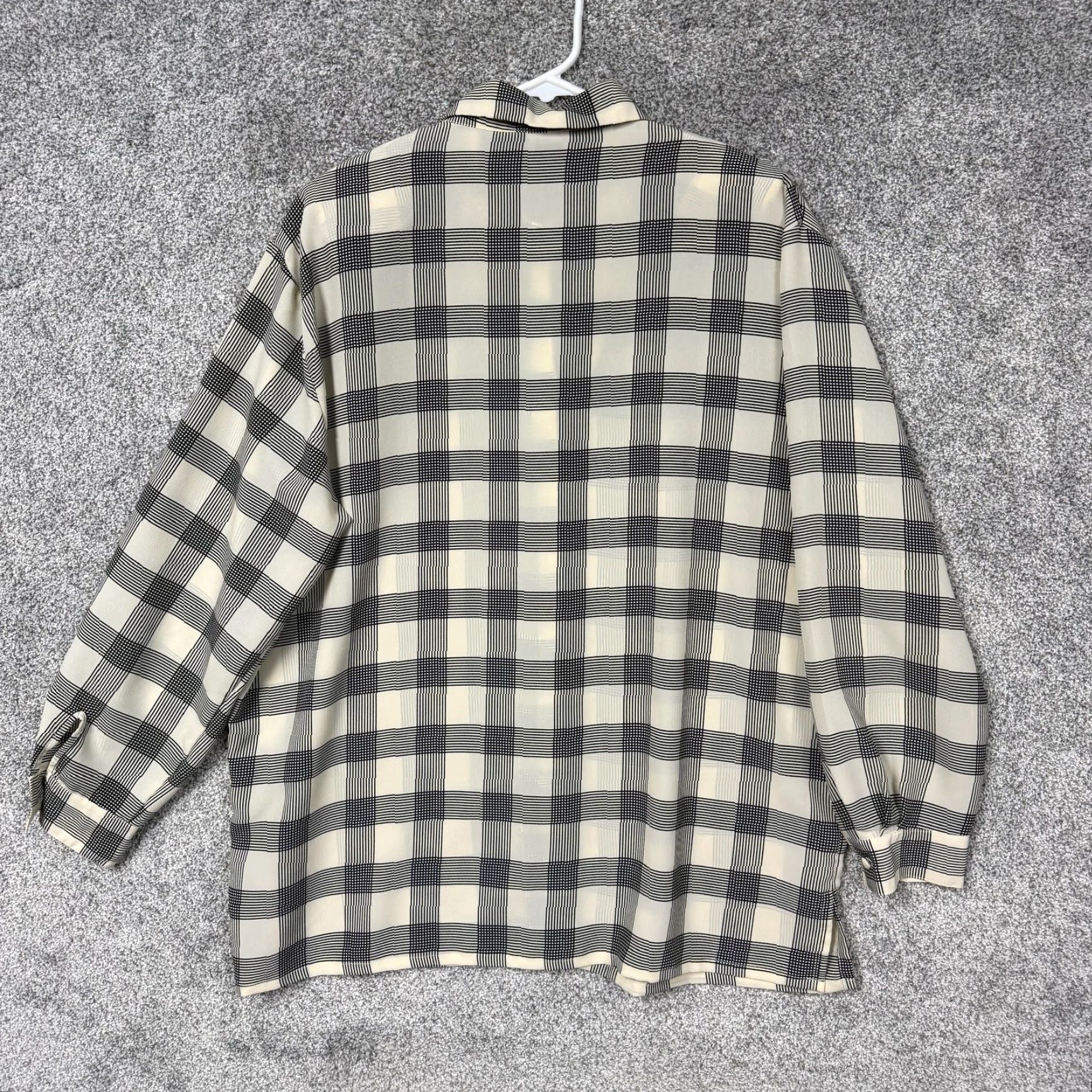 Vintage VINTAGE Milano Shirt Women 1X Plus Plaid Black Cream 90s Preppy Button-Up Long Sleeve Casual Vintage Size XL / US 12-14 / IT 48-50 - 7 Thumbnail