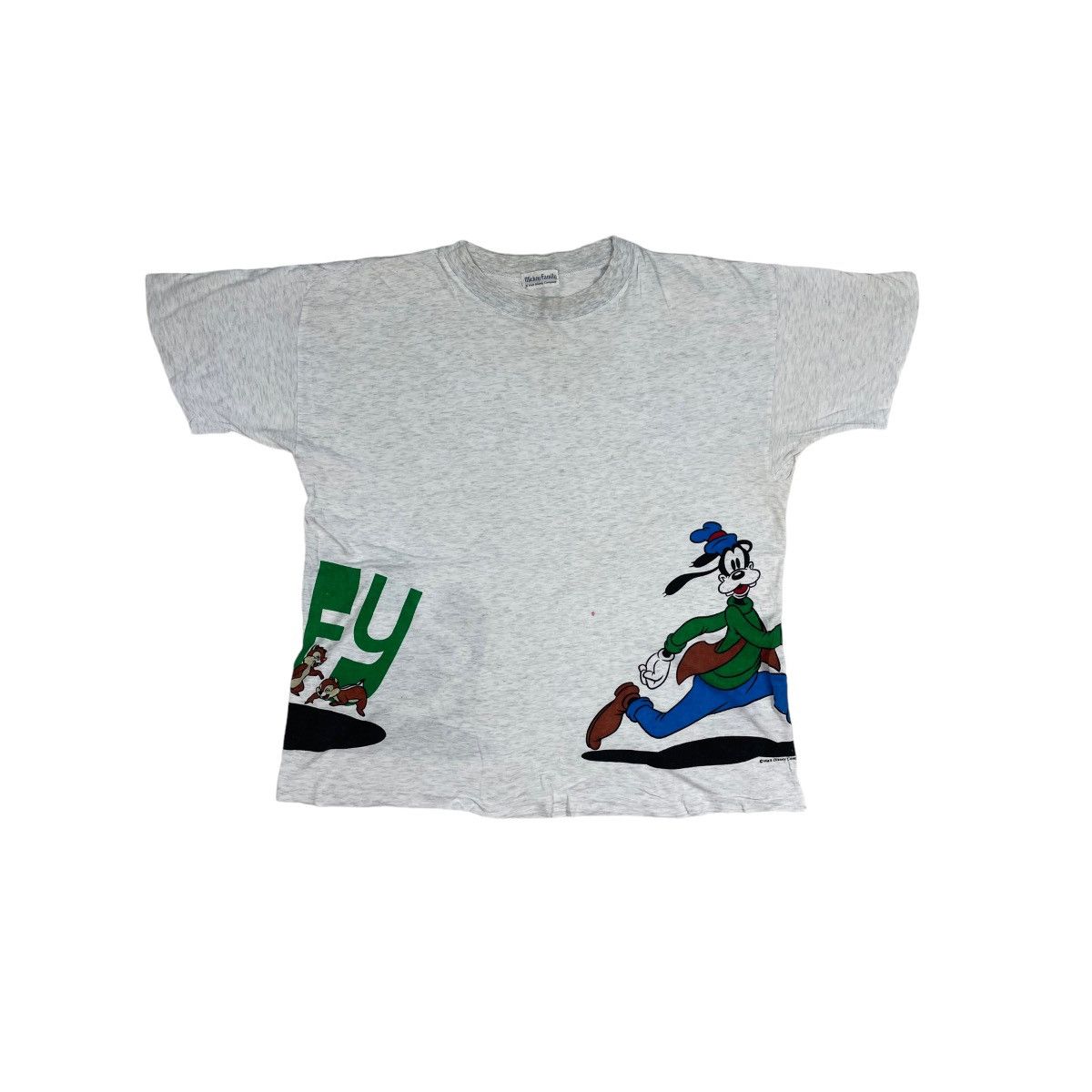 Disney 🔥LAST PRICE🔥 VTG Mickey Family Goofy And Chip ‘n’ Dale Tee Size US M / EU 48-50 / 2 - 1 Thumbnail