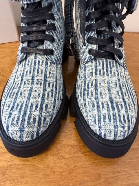 Givenchy Givenchy Terra 4G Monogram Combat Boots EU 40.5 NIB Size US 10.5 / IT 40.5 - 5 Thumbnail
