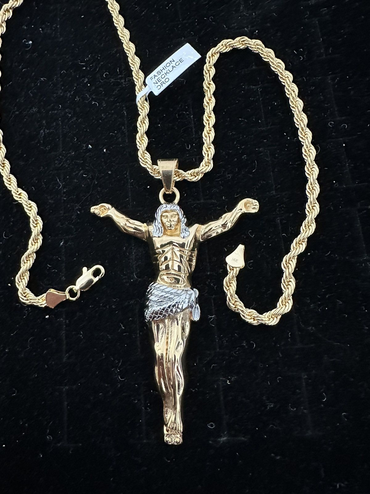 Other New gold plated jesus pendant and chain Size ONE SIZE - 10 Thumbnail