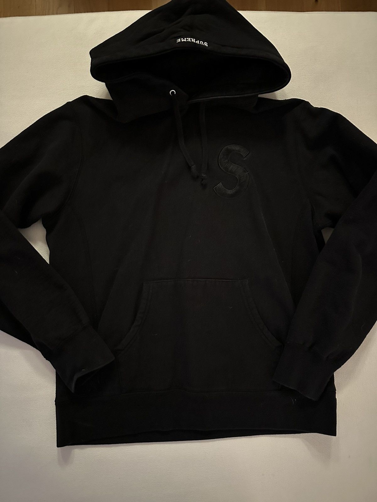 Supreme S Logo hoodie - Black