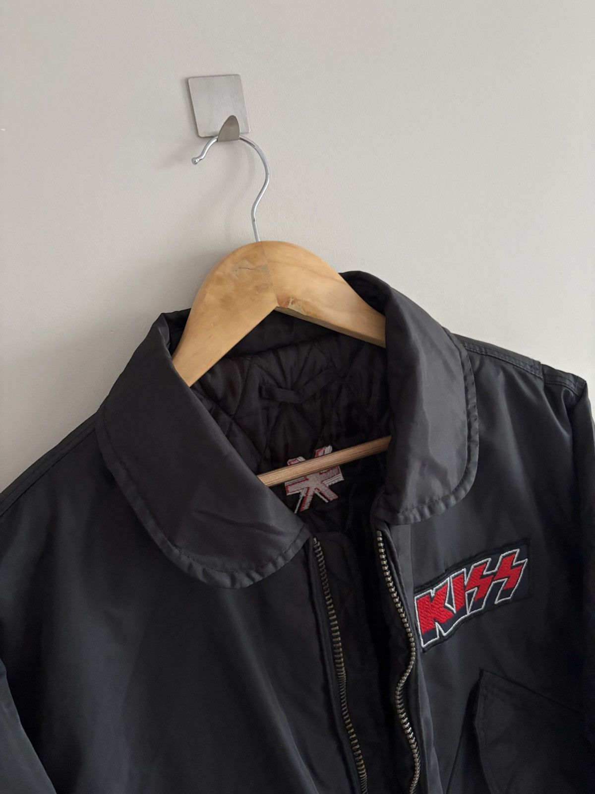 Vintage KISS CWU-45 Bomber Jacket Military Flight Style Size US M / EU 48-50 / 2 - 2 Thumbnail