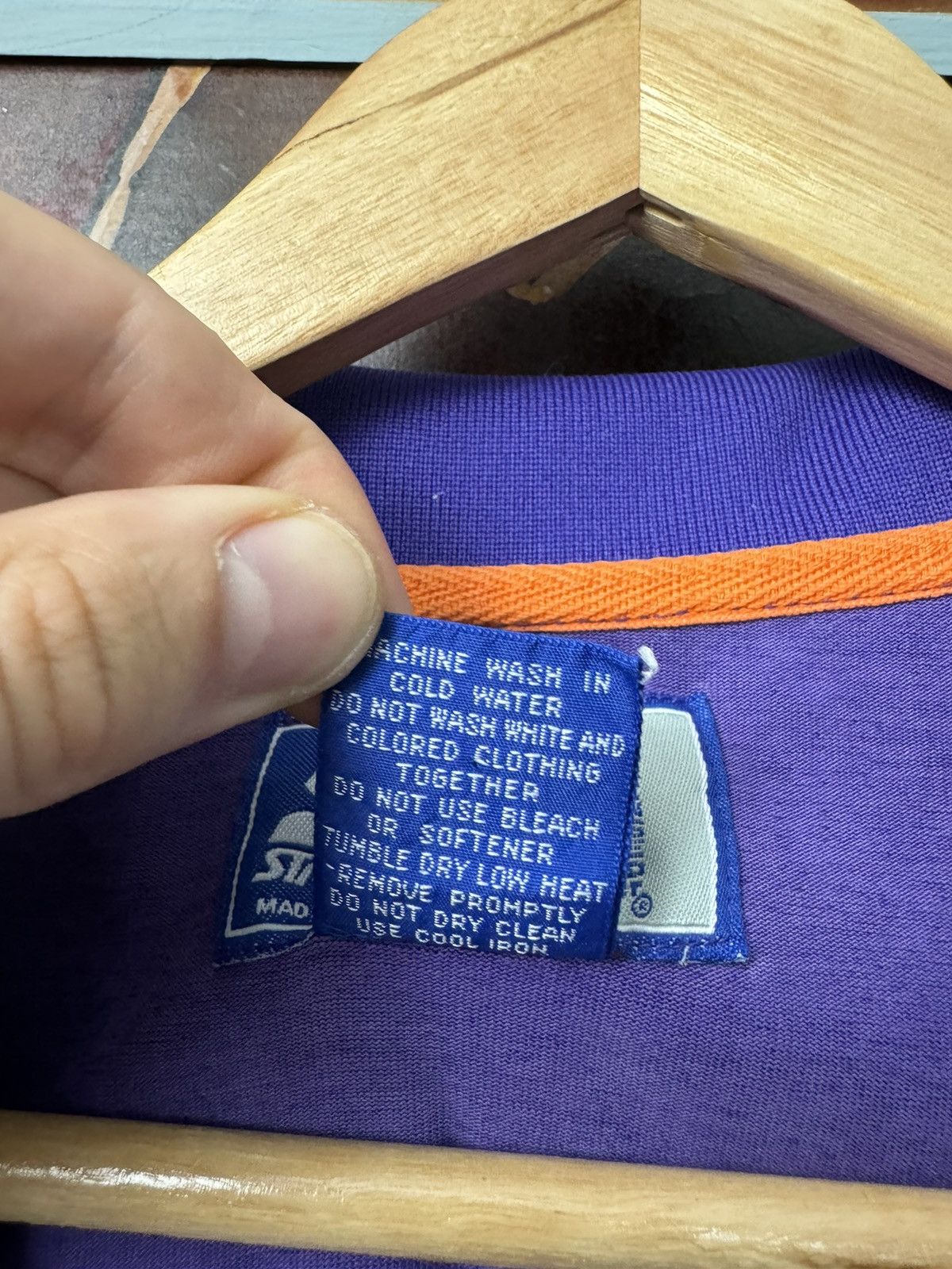 Champion VTG 90’s Phoenix Suns NBA champion jersey basketball rap Size US L / EU 52-54 / 3 - 5 Thumbnail