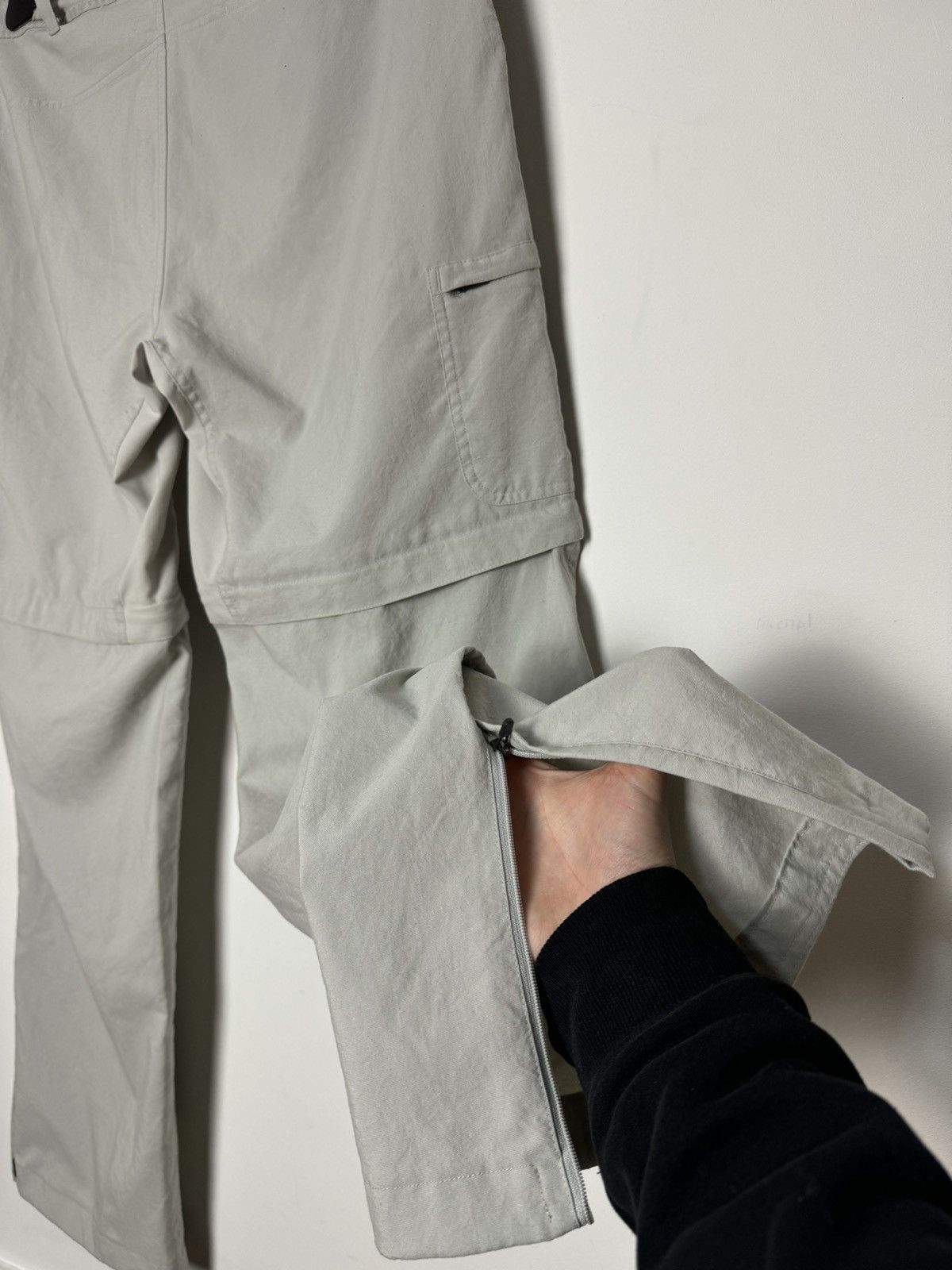 Nike ACG Nike ACG transformer 2in1 pants outdoor gorpcore style Size US 36 / EU 52 - 15 Thumbnail