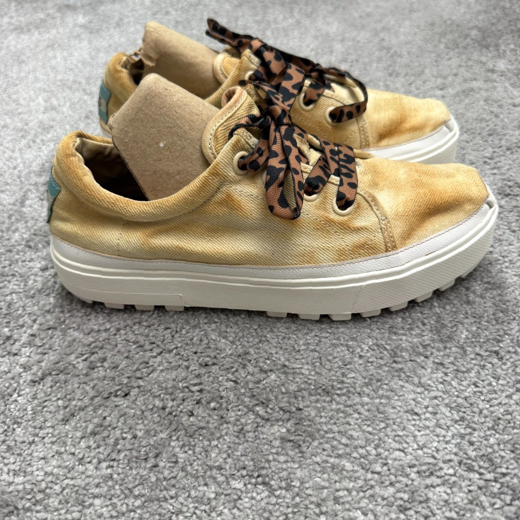 Toms VINTAGE N? Not vintage actually. TOMS Leopard Sneaker | Fenix Lug Sole Casual Womens Shoe | 8.5 Beige Tan | Street, Travel, Everyday Size US 8.5 / IT 38.5 - 3 Thumbnail