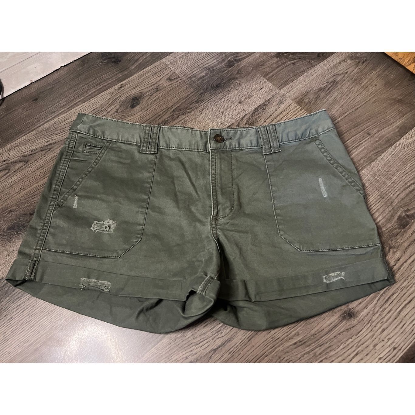 Mossimo mid rise shorts sales
