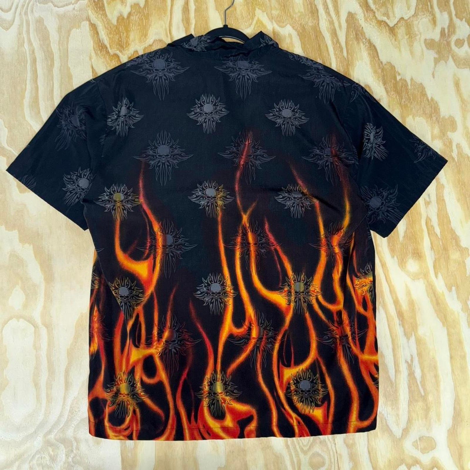 JNCO Vintage y2k grunge flame button up t-shirt Size US XL / EU 56 / 4 - 2 Thumbnail