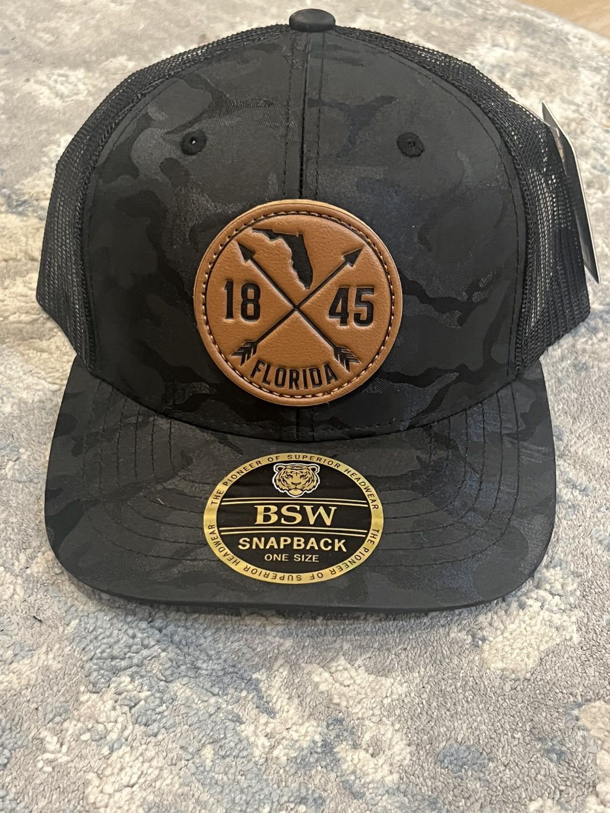 Other Black florida snap back Size ONE SIZE - 1 Thumbnail