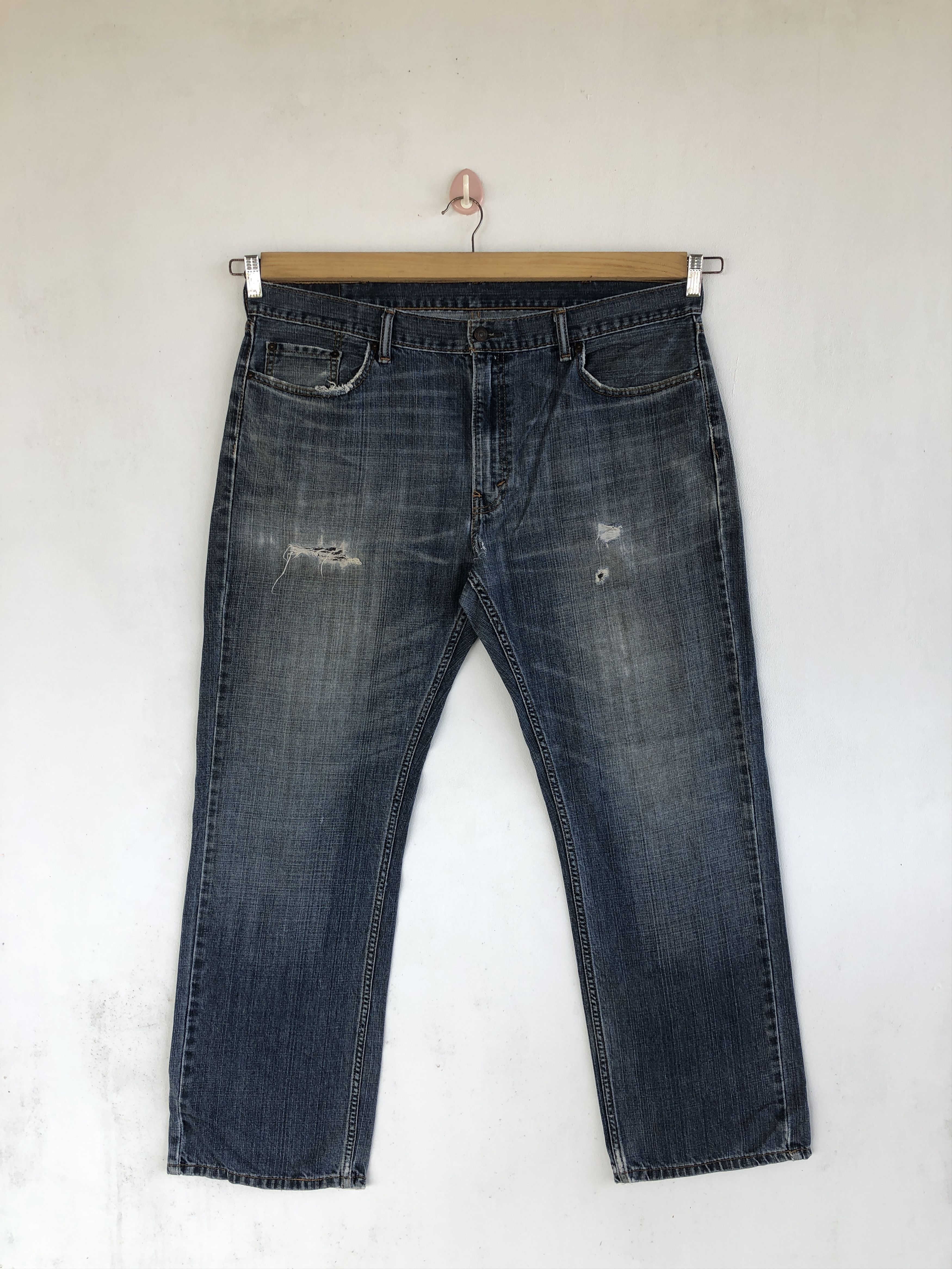 Levi's Vintage Levis Baggy Distressed Jeans Levi's 559 Faded Denim Size US 40 / EU 56 - 1 Thumbnail