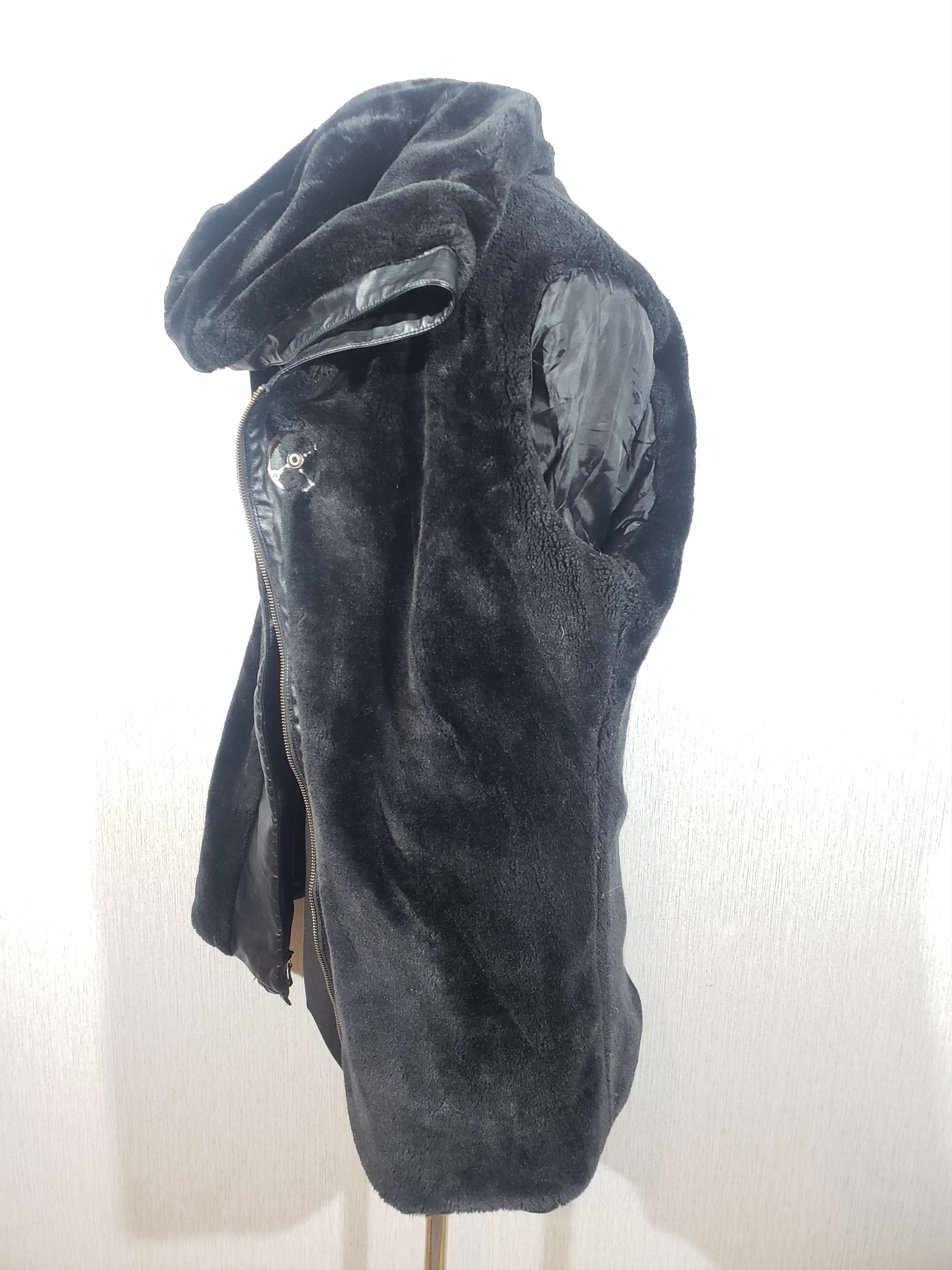 Other Warm stylish women's sheepskin coat with faux fur. Size XL / US 12-14 / IT 48-50 - 7 Thumbnail