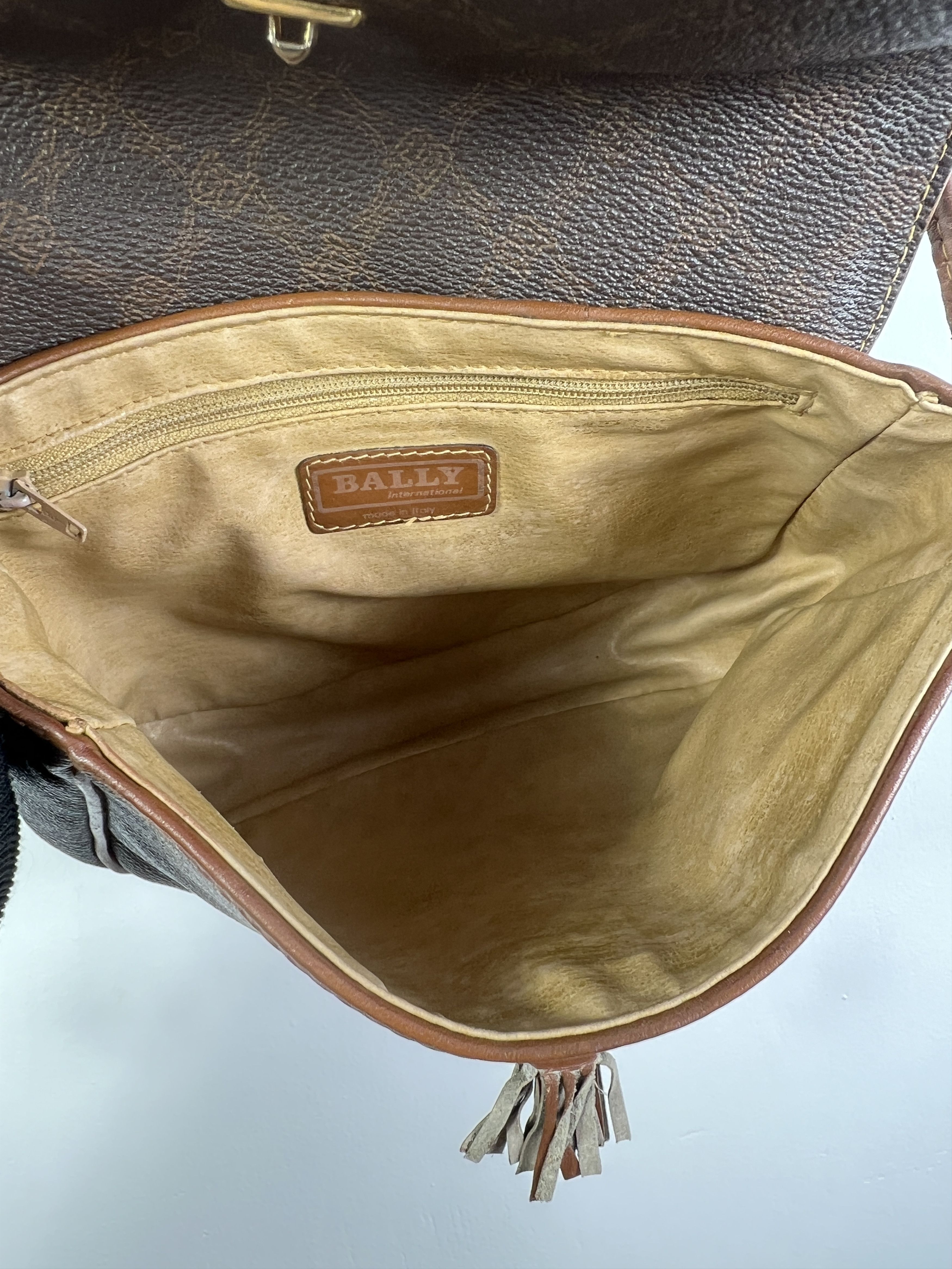 Bally Bally Leather Shoulder Bag Size ONE SIZE - 9 Thumbnail