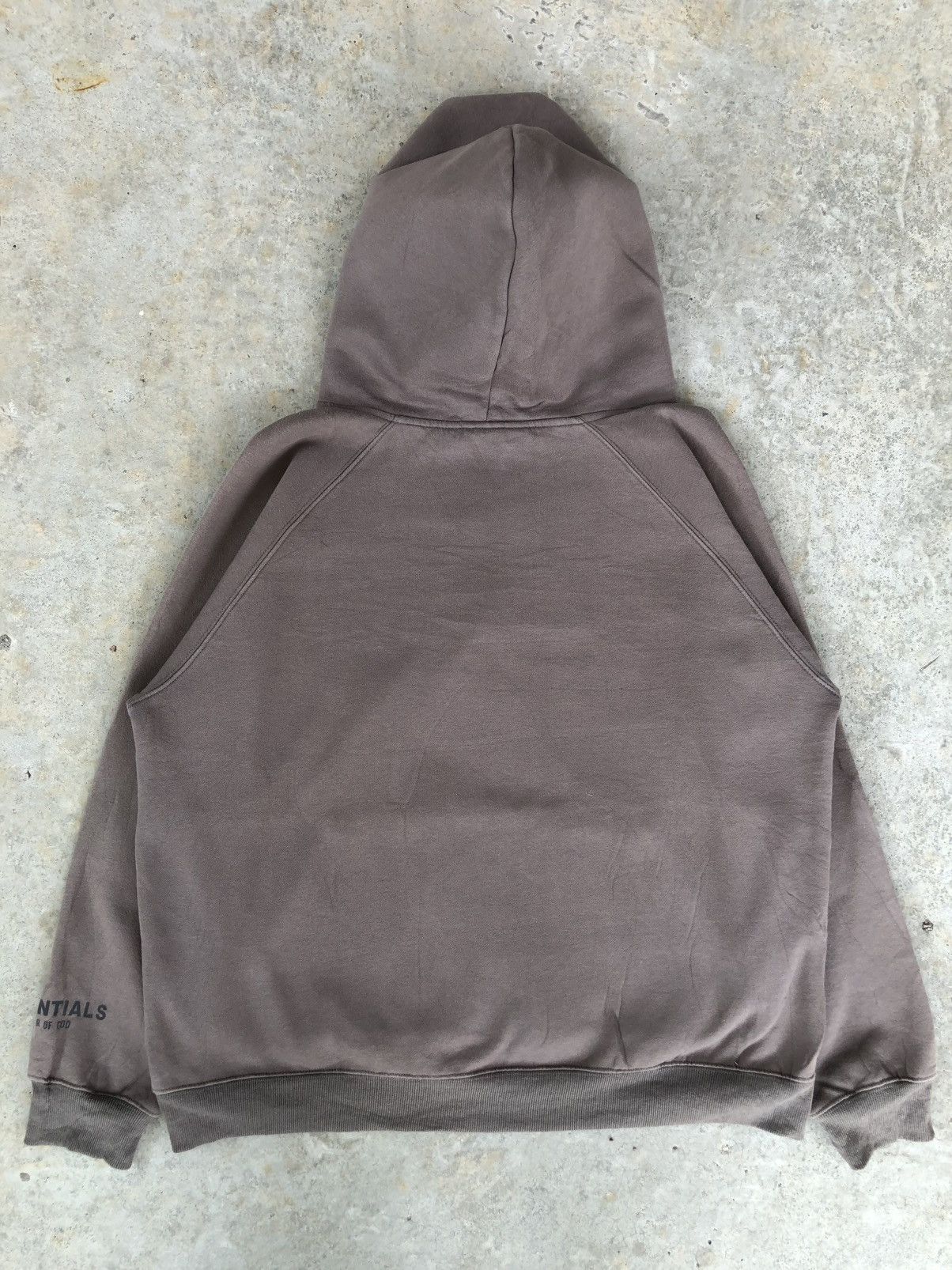 Fear of God Fear Of God Essentials Logo Size US XL / EU 56 / 4 - 2 Thumbnail
