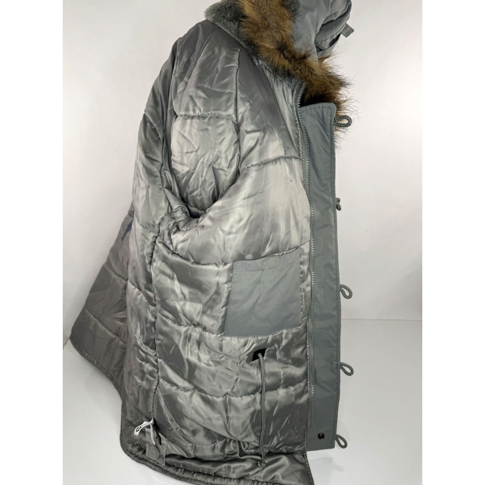 Vintage ALPHA INDUSTRIES Parka XL Military Green New w Tag ALTITUDE Knoxville Patch Fur Collar Coat Mens Size US XL / EU 56 / 4 - 7 Thumbnail
