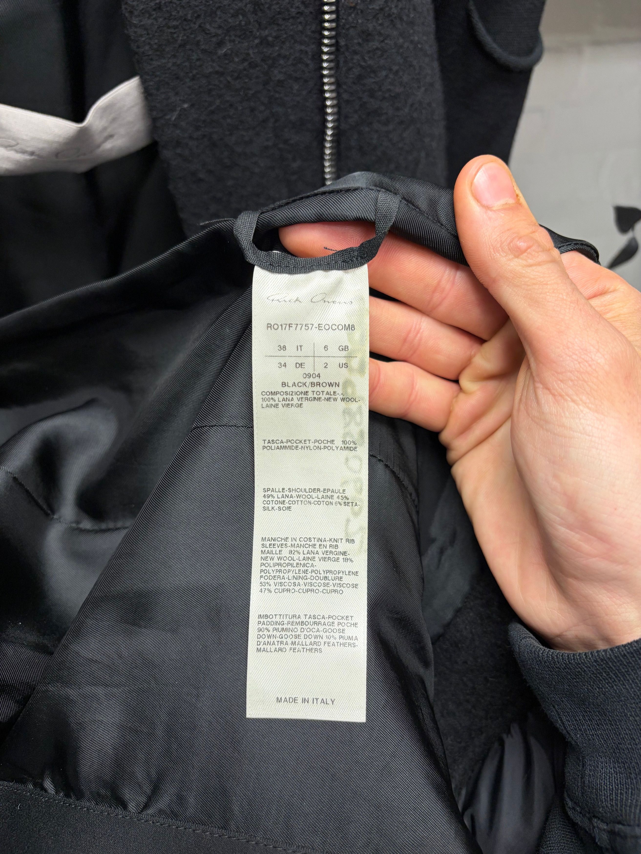 Rick Owens AW2017 Rick Owens ‘Glitter’ Black Runway Asymmetric Wool/Down Filled Jacket Size XS / US 0-2 / IT 36-38 - 7 Thumbnail