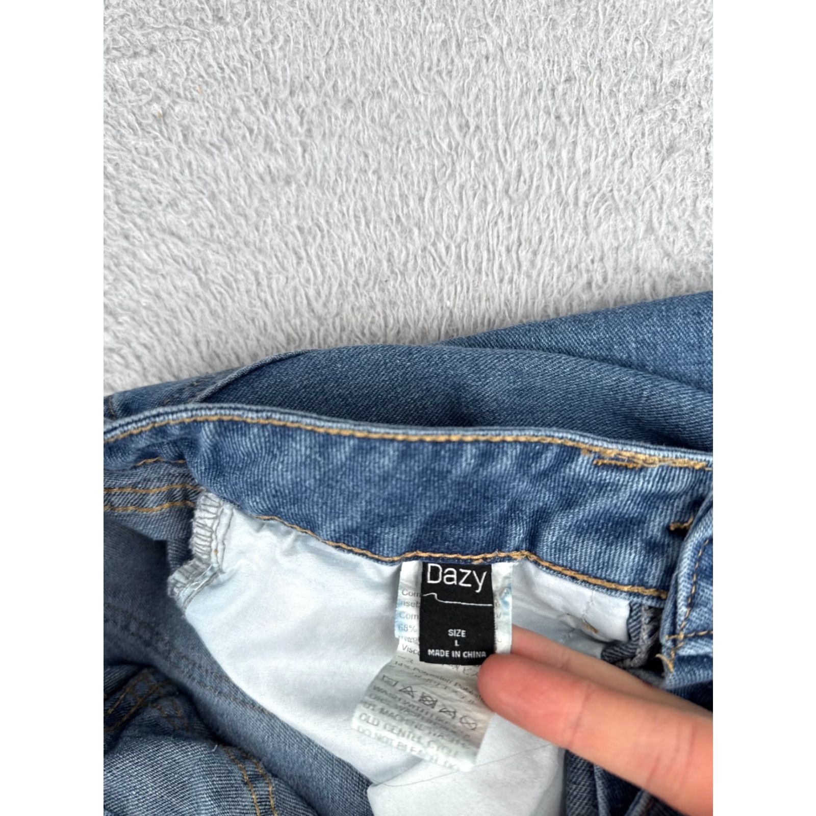 Madewell Madewell Jeans Women 26 Blue Denim Wide Leg High Rise Medium Wash 26x28 Cotton Blend 5-Pocket Design Logo Embroidered Size 26" / US 2 / IT 38 - 6 Thumbnail