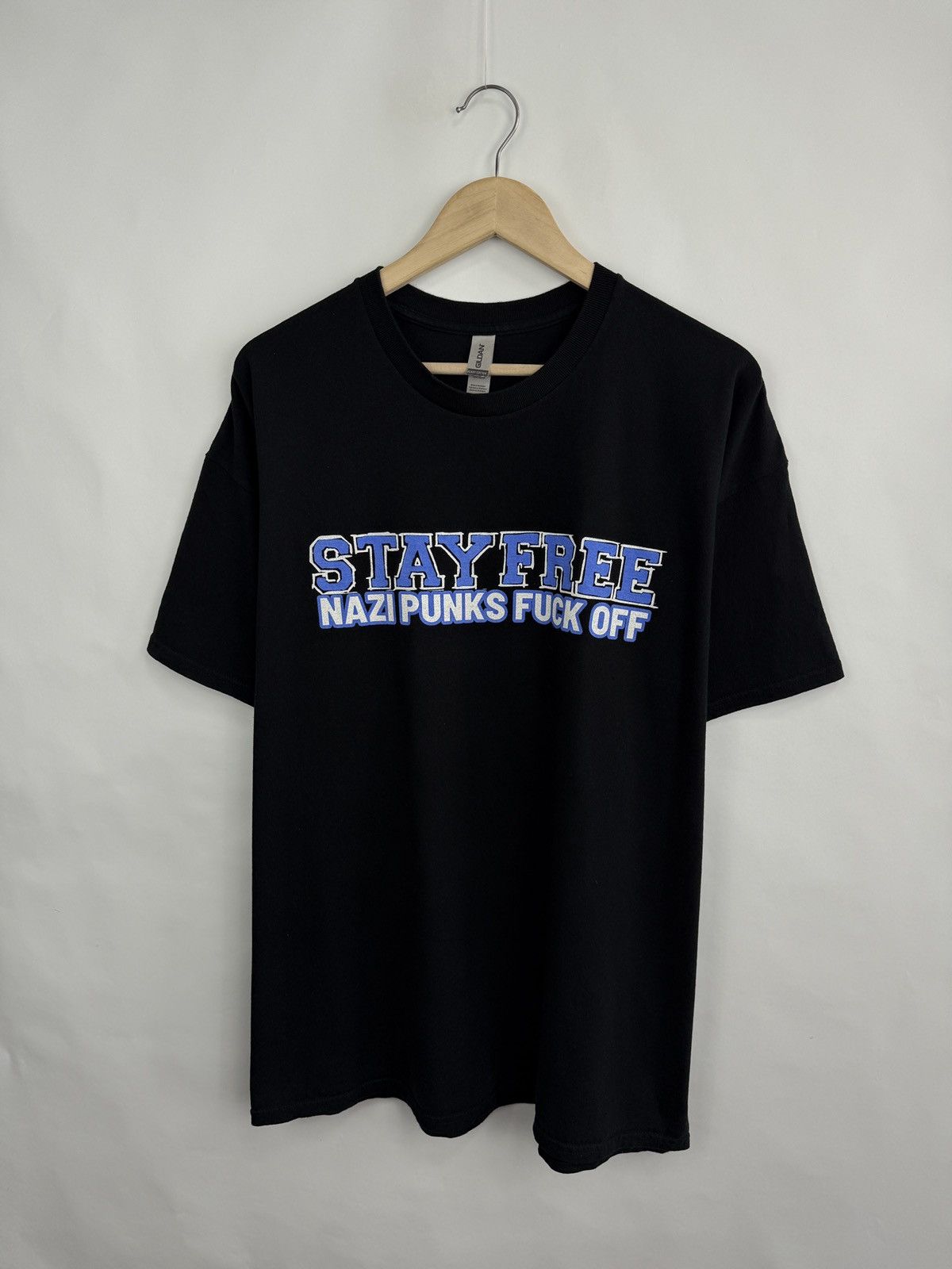 Band Tees Nazi Punks Fuck Off Hardcore Punk Anti-Racist Dead Kennedys Size US XXL / EU 58 / 5 - 3 Thumbnail