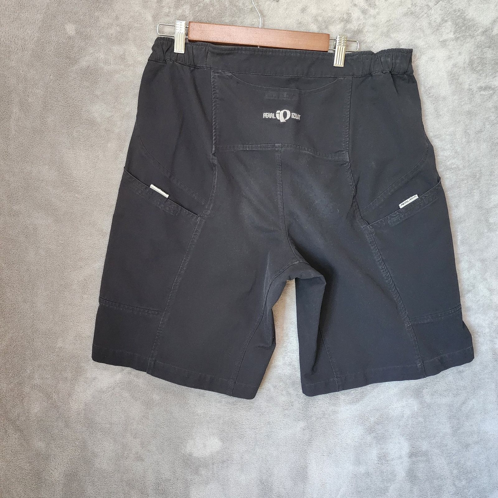 PEARL iZUMi Pearl Izumi Black Cycling Shorts Men's Size 34 - Size US 34 / EU 50 - 7 Thumbnail