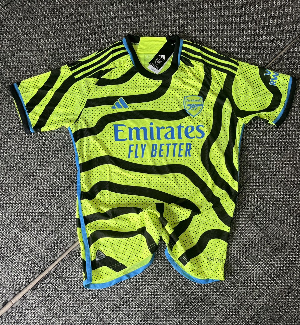 Adidas ARSENAL AWAY KIT 23/24 Size US XXL / EU 58 / 5 - 1 Thumbnail