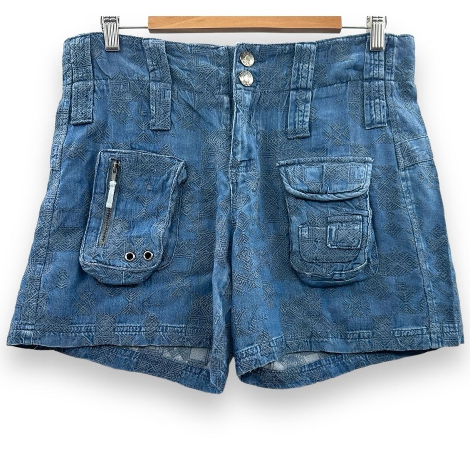 Johnny Was Johnny Was Zuma Embroidered Cargo Denim High Rise Shorts 2 Size 32" / US 10 / IT 46 - 1 Thumbnail