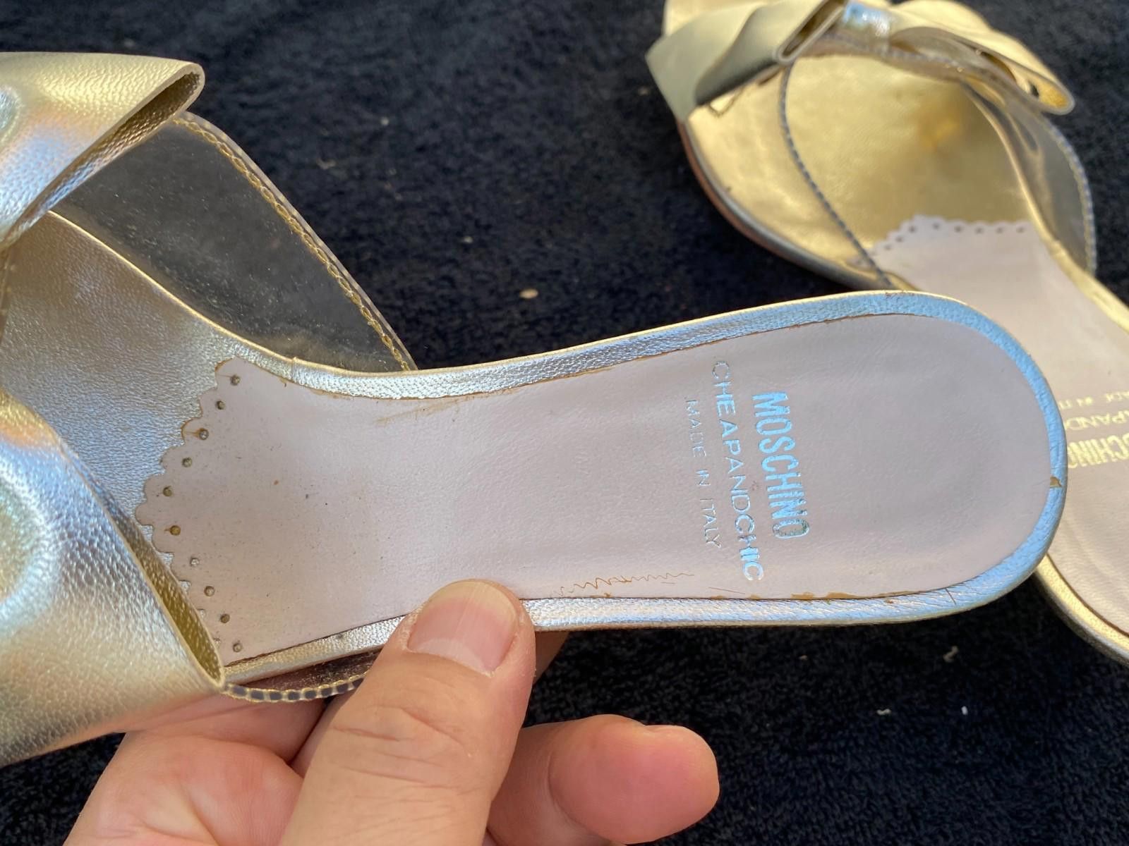 Moschino Moschino Gold Bow Slip-On Sandals Women's Size 38.5/8 (S634) Size US 8 / IT 38 - 6 Thumbnail