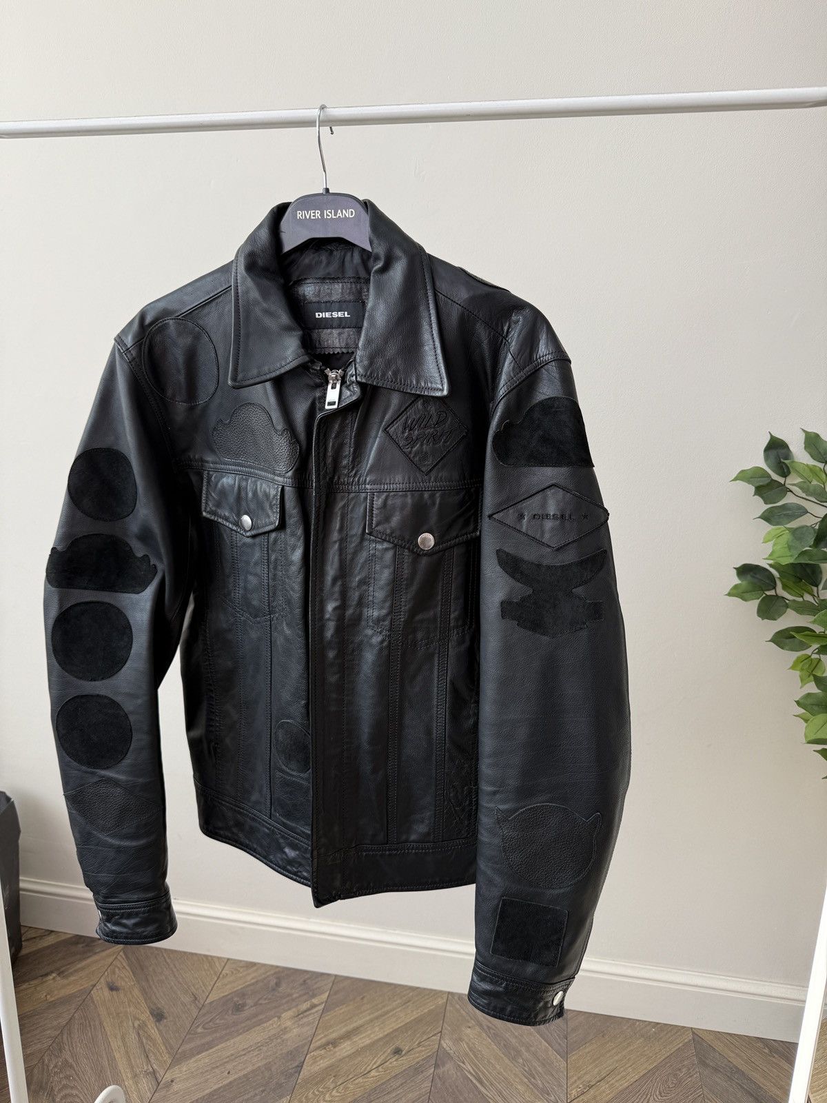 Diesel Vintage Diesel Mens Black Leather Jacket Patch Details Size US L / EU 52-54 / 3 - 3 Thumbnail