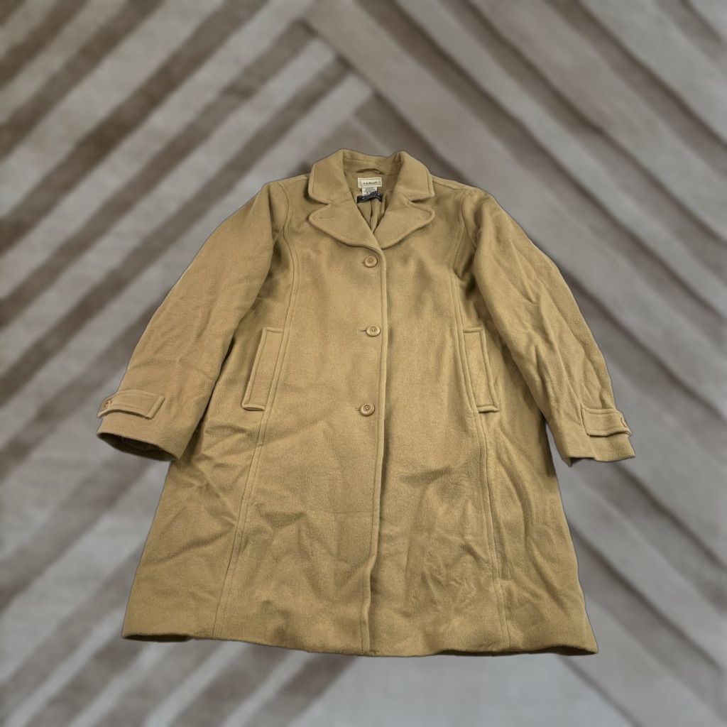 Vintage VINTAGE LL Bean Bellandi Italy Wool Coat Double Breasted Peacoat Thinsulate Size 18 R Tan Women's Coat Size XXL / US 16-18 / IT 52-54 - 1 Thumbnail